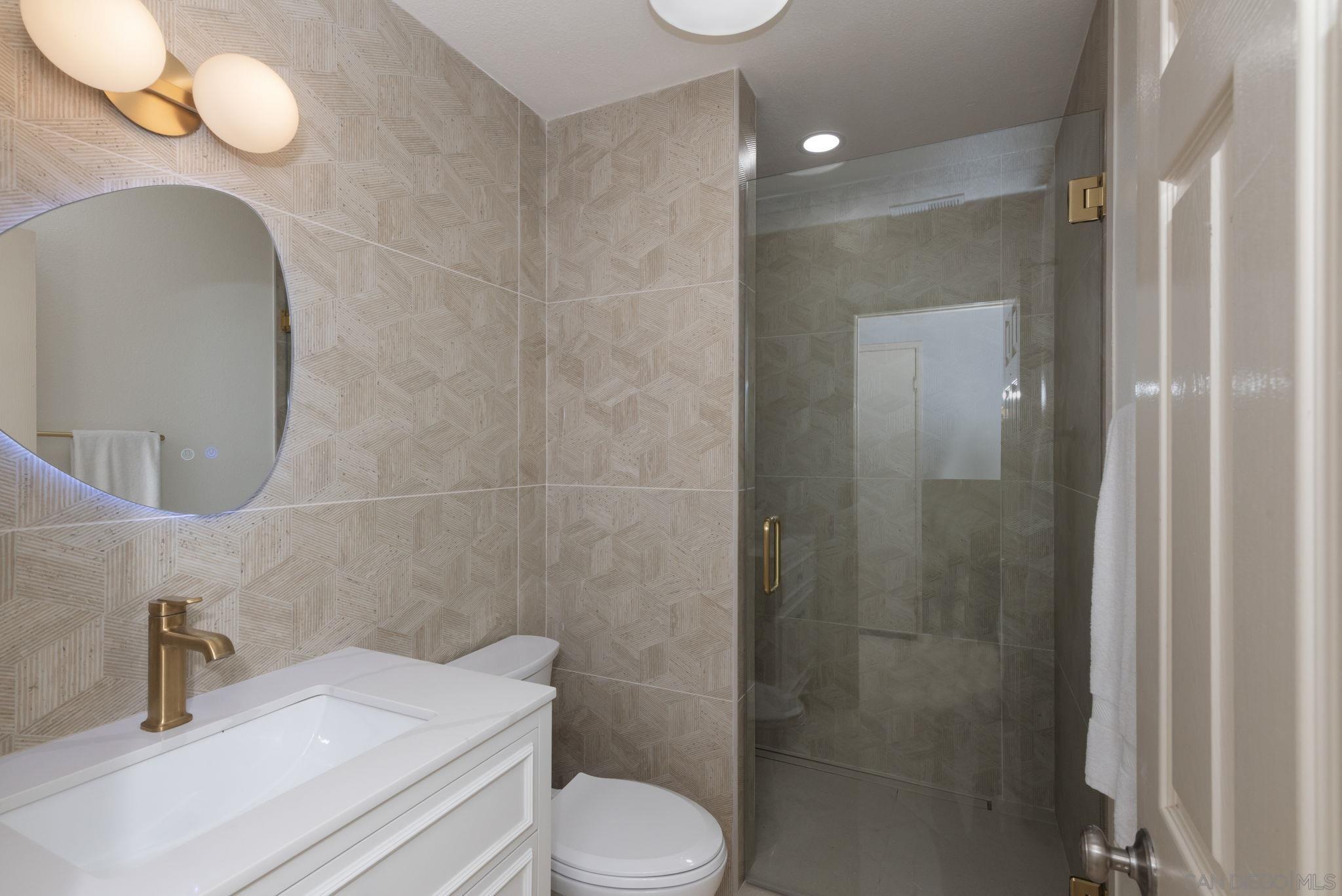 Detail Gallery Image 18 of 75 For 11927  Dapple Way, San Diego,  CA 92128 - 4 Beds | 3 Baths