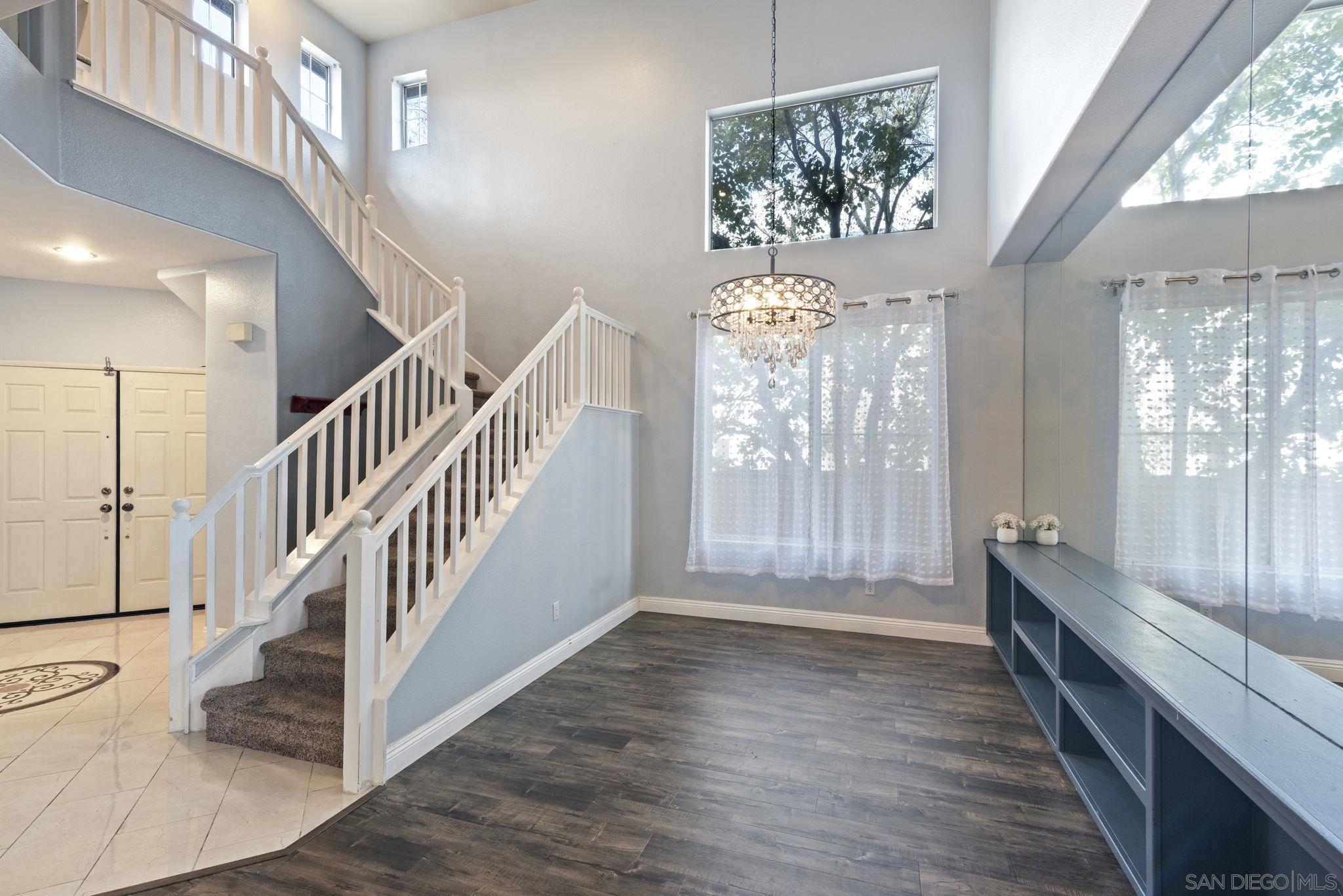 Detail Gallery Image 20 of 75 For 11927  Dapple Way, San Diego,  CA 92128 - 4 Beds | 3 Baths