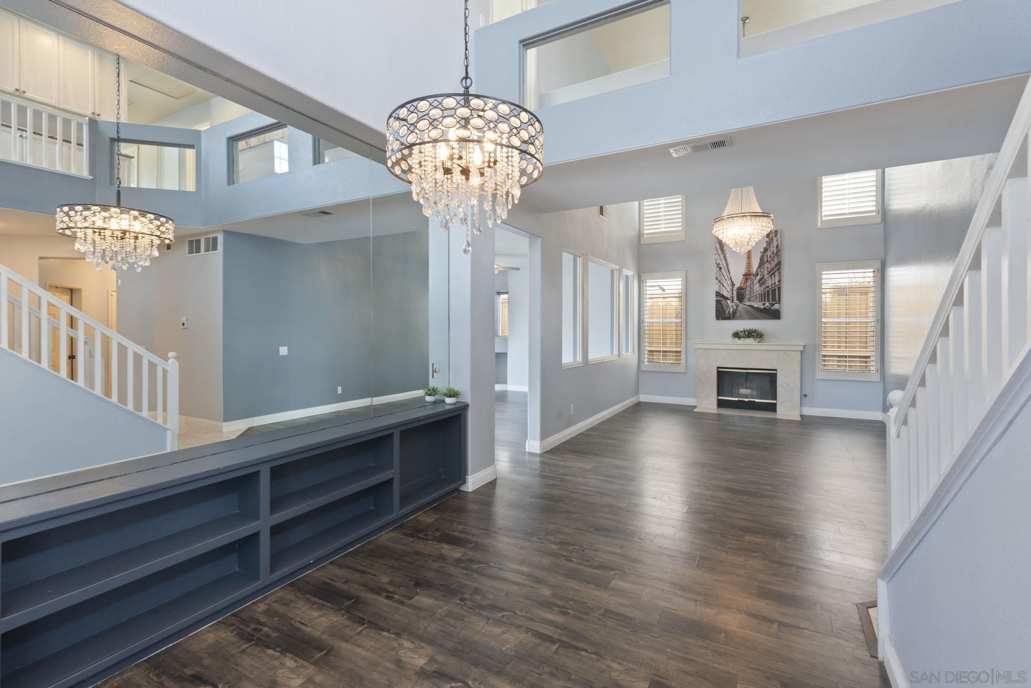 Detail Gallery Image 22 of 75 For 11927  Dapple Way, San Diego,  CA 92128 - 4 Beds | 3 Baths