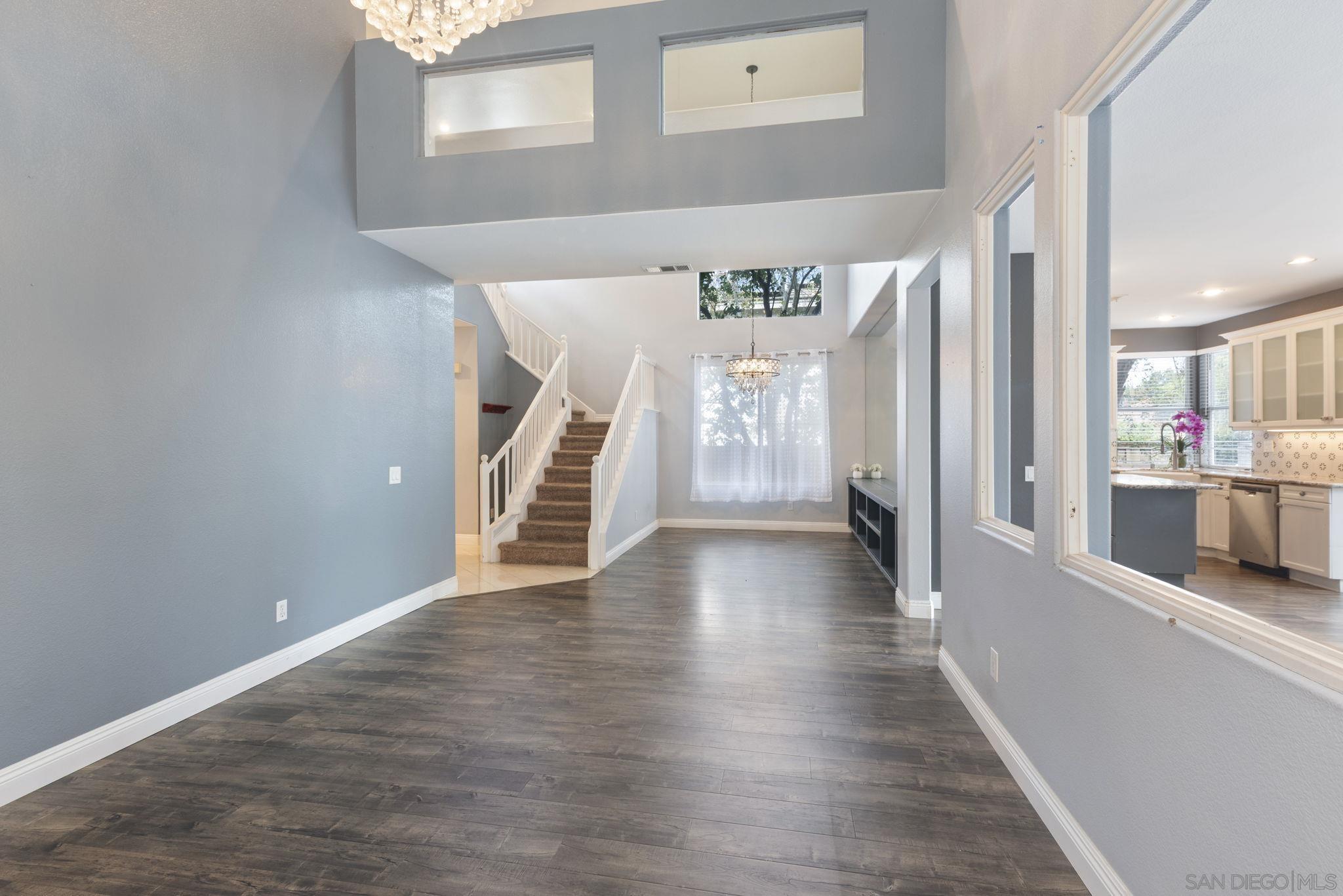 Detail Gallery Image 25 of 75 For 11927  Dapple Way, San Diego,  CA 92128 - 4 Beds | 3 Baths