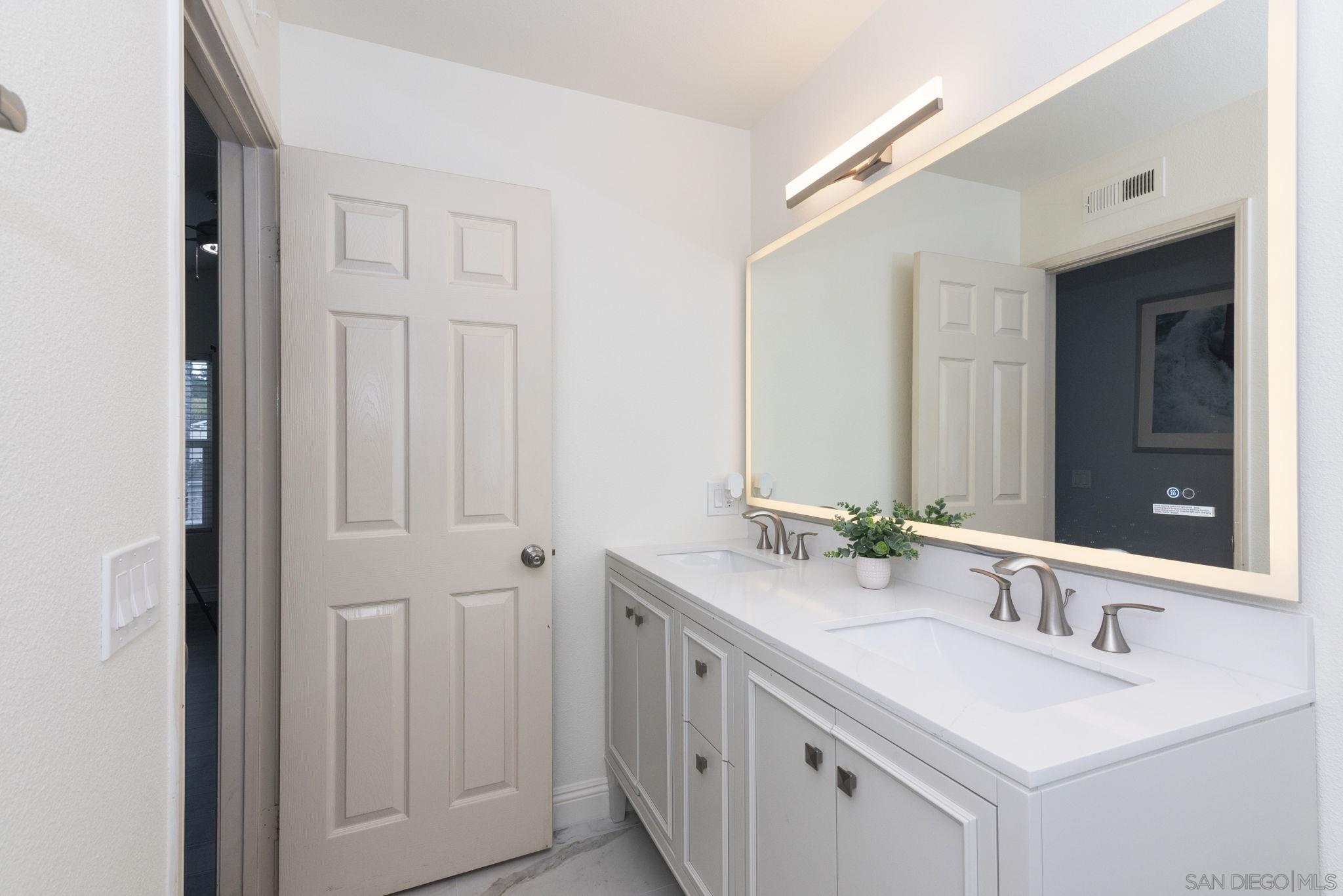 Detail Gallery Image 54 of 75 For 11927  Dapple Way, San Diego,  CA 92128 - 4 Beds | 3 Baths