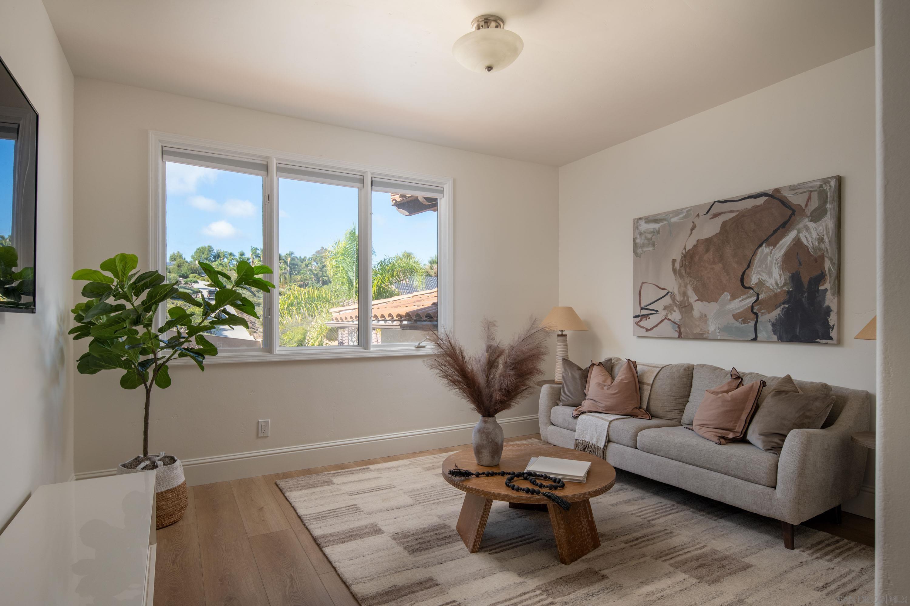 Detail Gallery Image 33 of 74 For 2815  Santa Fe Vista Ct, Encinitas,  CA 92024 - 5 Beds | 4/1 Baths