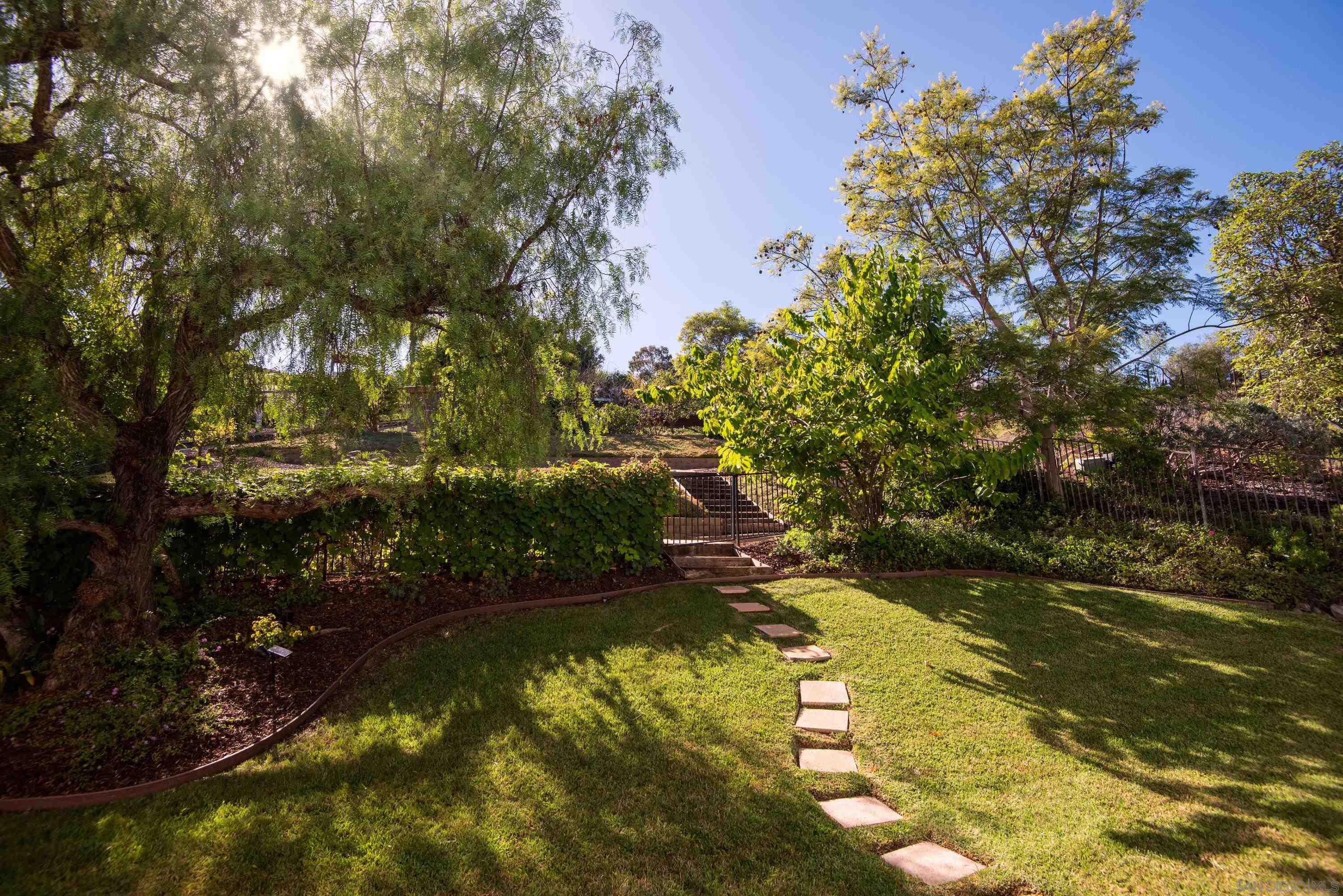 Detail Gallery Image 71 of 74 For 2815  Santa Fe Vista Ct, Encinitas,  CA 92024 - 5 Beds | 4/1 Baths