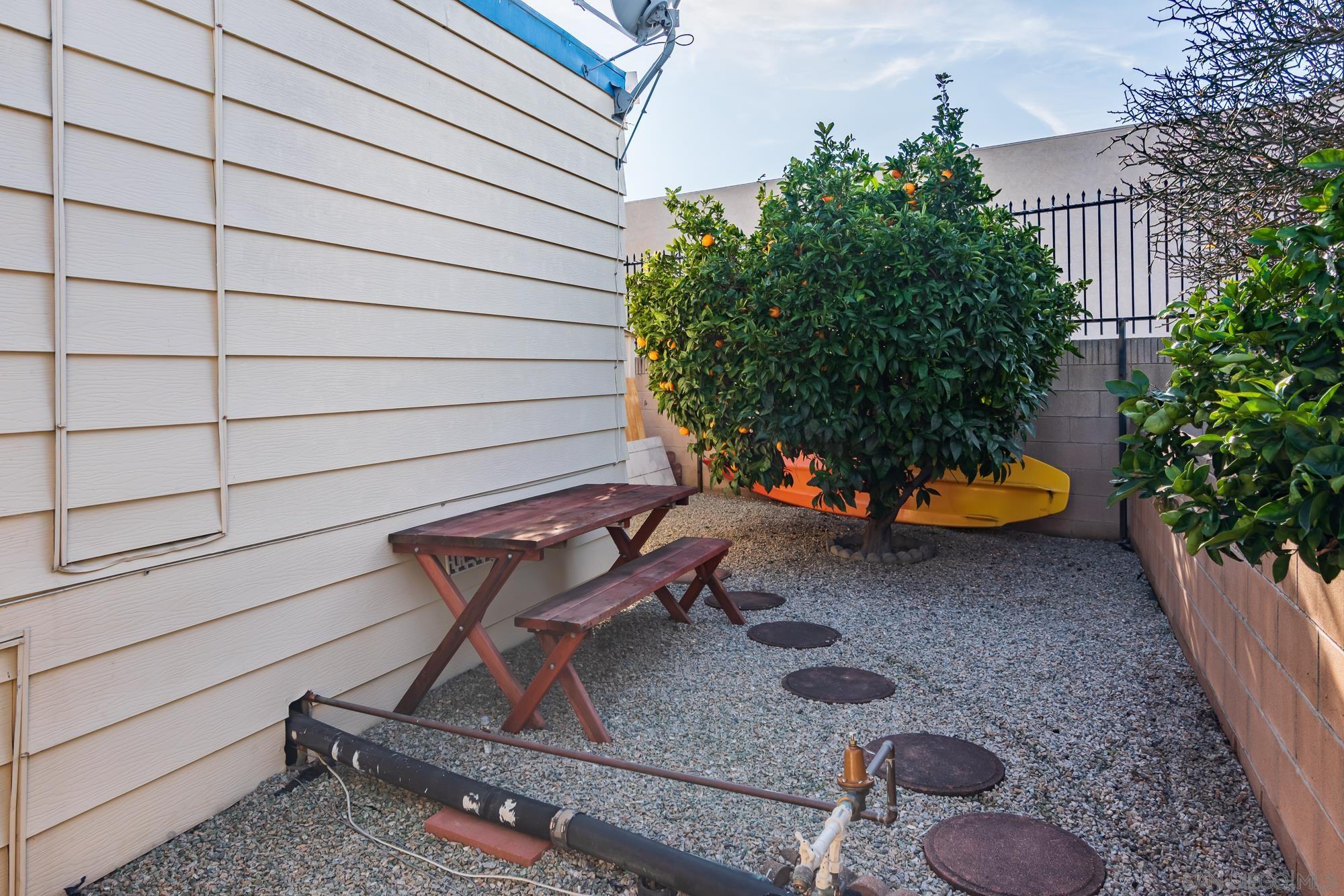 Detail Gallery Image 21 of 26 For 221 N El Camino Real  77, Oceanside,  CA 92058 - 2 Beds | 2 Baths