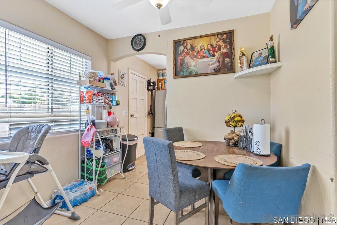 Detail Gallery Image 7 of 24 For 108  East Dr, Vista,  CA 92083 - 2 Beds | 1 Baths