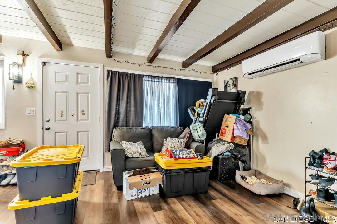 Detail Gallery Image 11 of 28 For 157-59  Natal Way, Vista,  CA 92083 - – Beds | – Baths