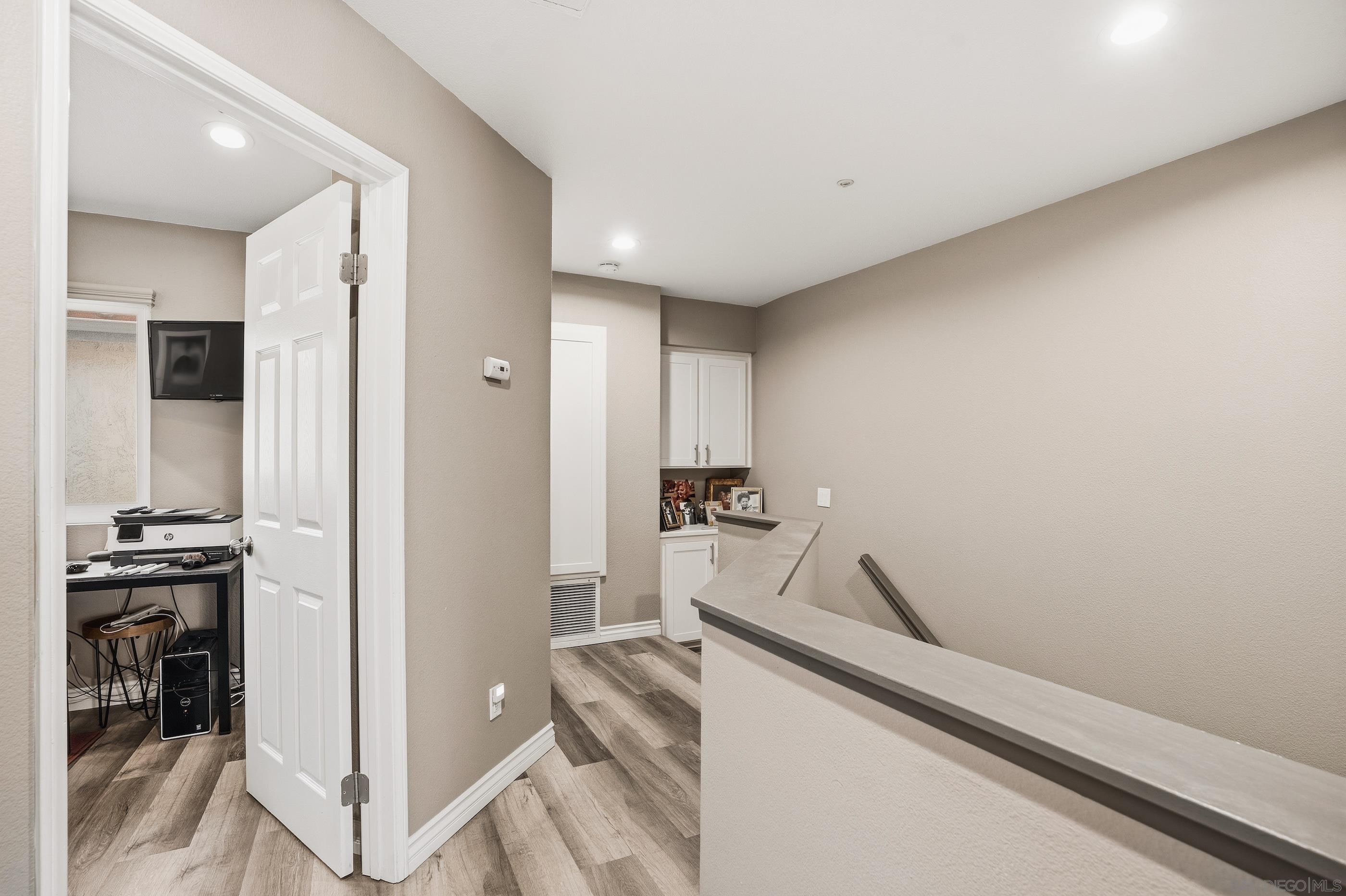 Detail Gallery Image 16 of 30 For 11382  via Rancho San Diego  #UNIT C,  El Cajon,  CA 92019 - 2 Beds | 2/1 Baths