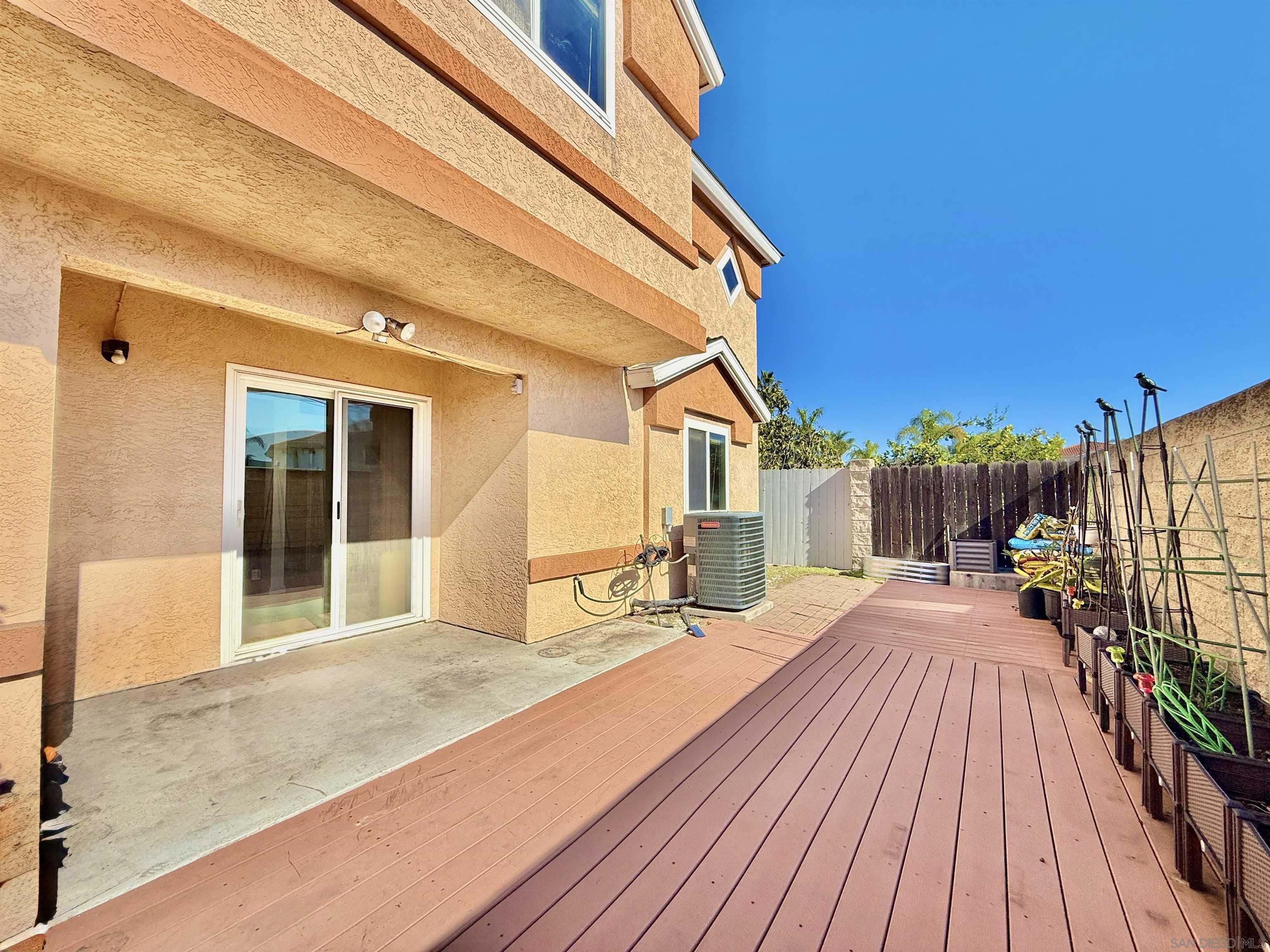 Detail Gallery Image 29 of 32 For 277  Oxford St  #G,  Chula Vista,  CA 91911 - 3 Beds | 2/1 Baths