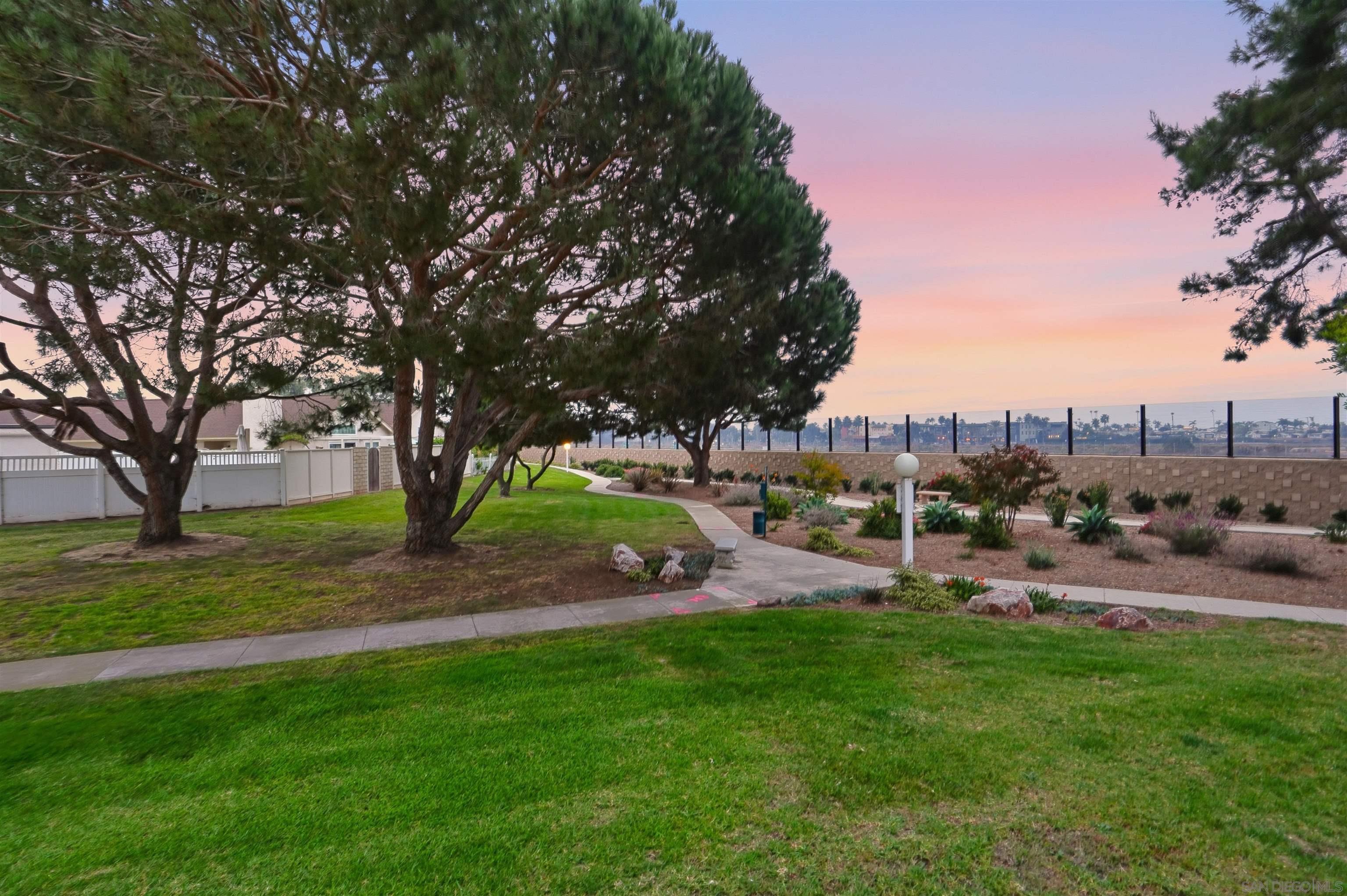 Detail Gallery Image 25 of 30 For 811  Caminito Del Sol, Carlsbad,  CA 92011 - 2 Beds | 1 Baths