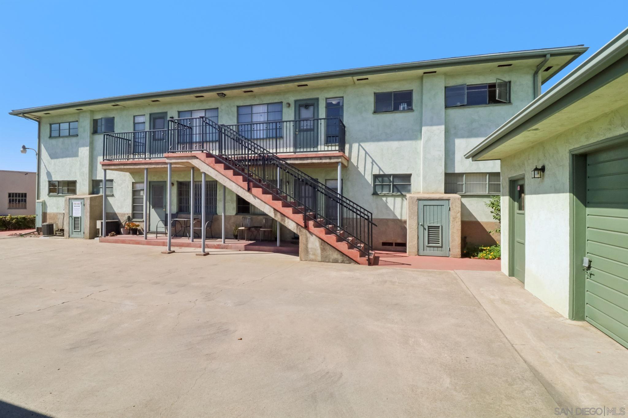 Detail Gallery Image 3 of 9 For 8870-78  La Mesa Blvd, La Mesa,  CA 91942 - – Beds | – Baths