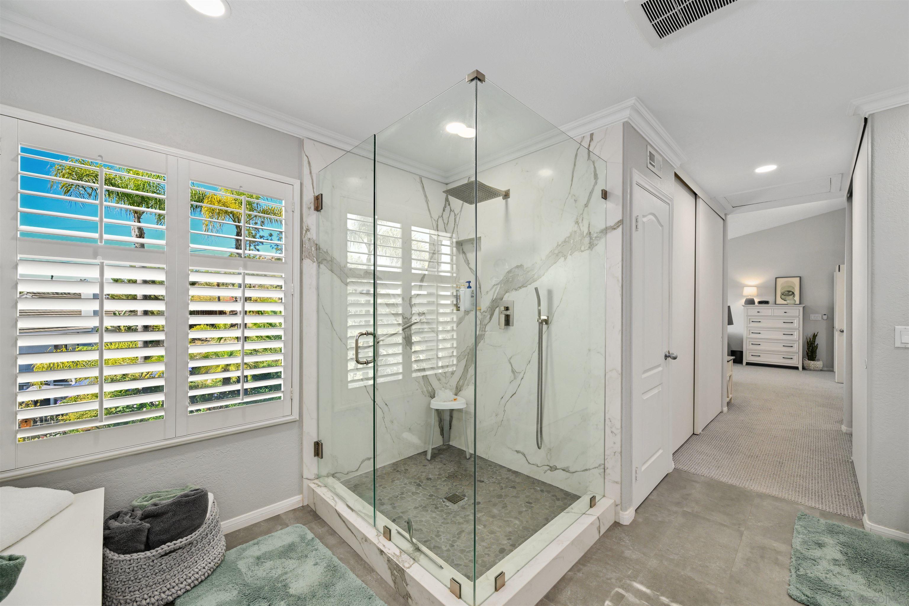 Detail Gallery Image 18 of 33 For 1914  Verde Glenn, El Cajon,  CA 92019 - 4 Beds | 2/1 Baths