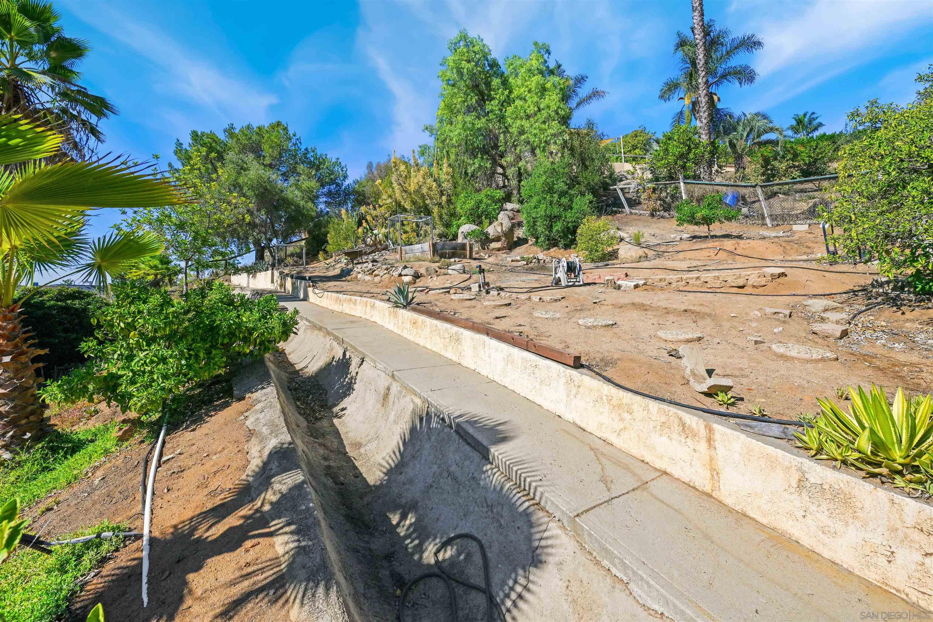 Detail Gallery Image 30 of 33 For 1914  Verde Glenn, El Cajon,  CA 92019 - 4 Beds | 2/1 Baths