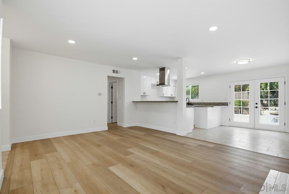 Detail Gallery Image 23 of 62 For 8670  Mellmanor Dr, La Mesa,  CA 91942 - 3 Beds | 3 Baths