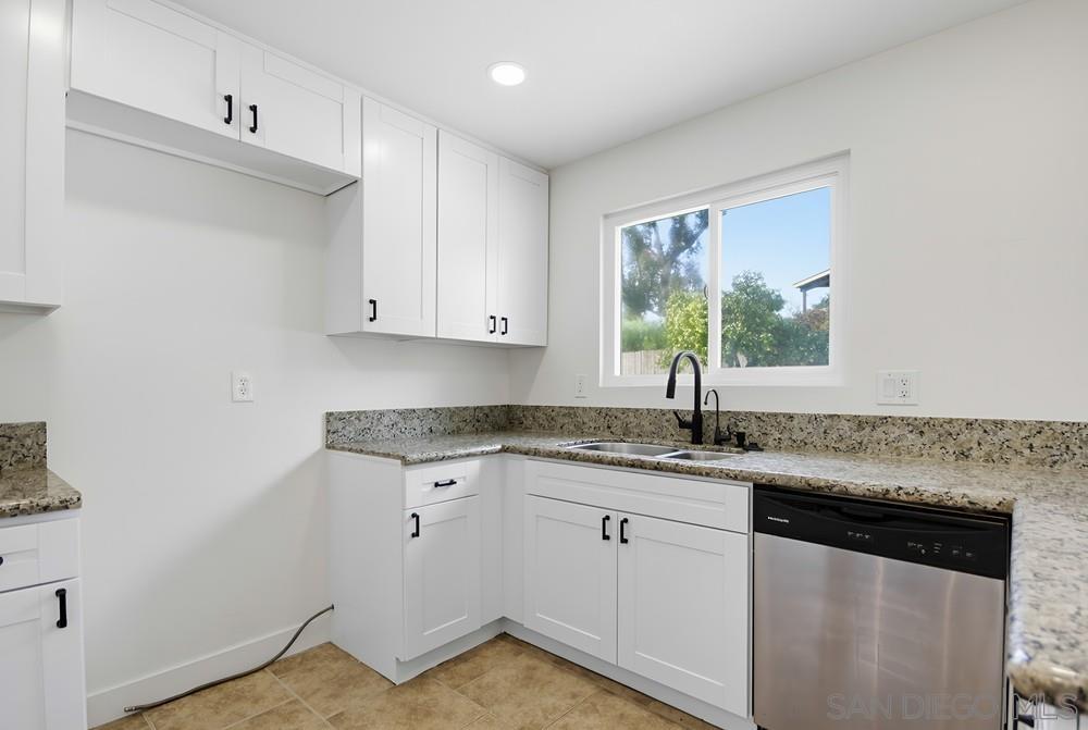 Detail Gallery Image 34 of 62 For 8670  Mellmanor Dr, La Mesa,  CA 91942 - 3 Beds | 3 Baths