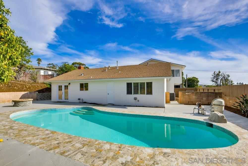 Detail Gallery Image 5 of 62 For 8670  Mellmanor Dr, La Mesa,  CA 91942 - 3 Beds | 3 Baths