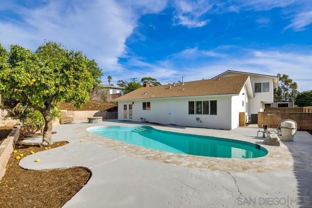 Detail Gallery Image 7 of 62 For 8670  Mellmanor Dr, La Mesa,  CA 91942 - 3 Beds | 3 Baths