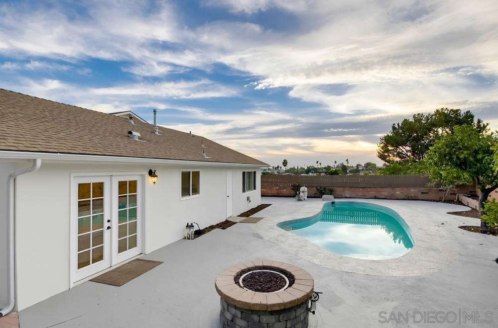 Detail Gallery Image 8 of 62 For 8670  Mellmanor Dr, La Mesa,  CA 91942 - 3 Beds | 3 Baths