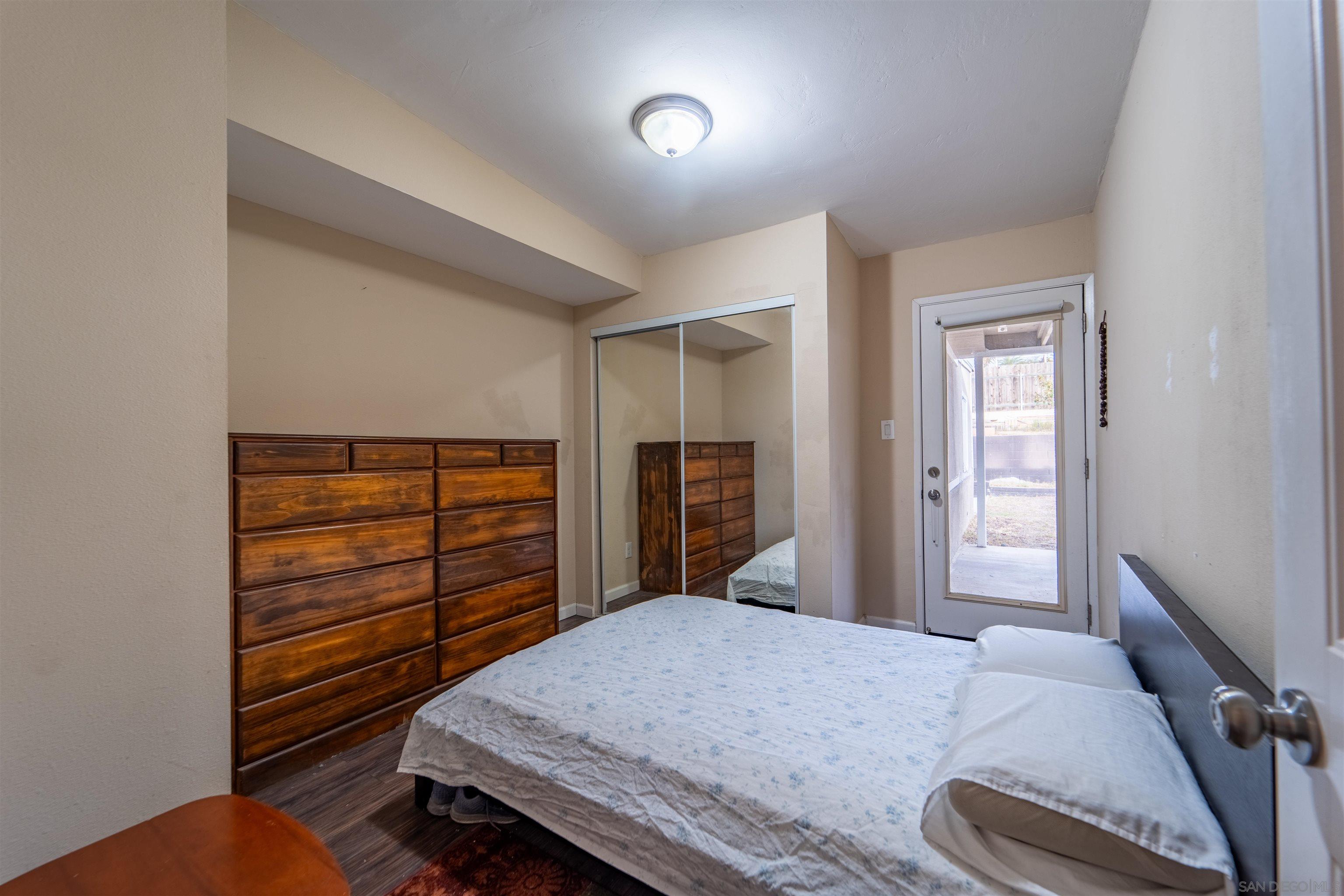 Detail Gallery Image 17 of 24 For 953  Barrett Ave, Chula Vista,  CA 91911 - 4 Beds | 2 Baths