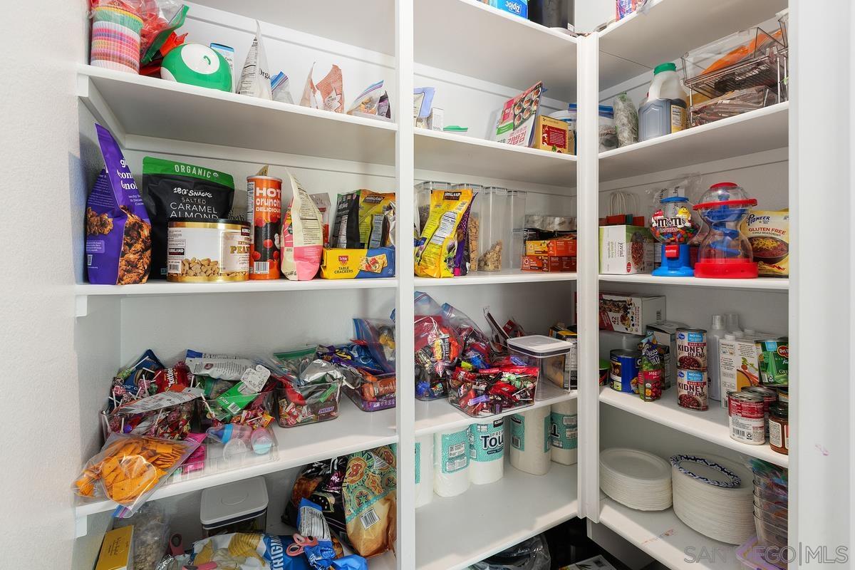 Detail Gallery Image 11 of 40 For 30407  Freeman Drive, Menifee,  CA 92584 - 4 Beds | 3 Baths