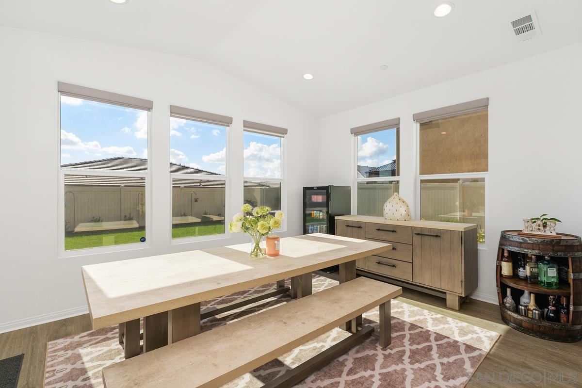 Detail Gallery Image 6 of 40 For 30407  Freeman Drive, Menifee,  CA 92584 - 4 Beds | 3 Baths