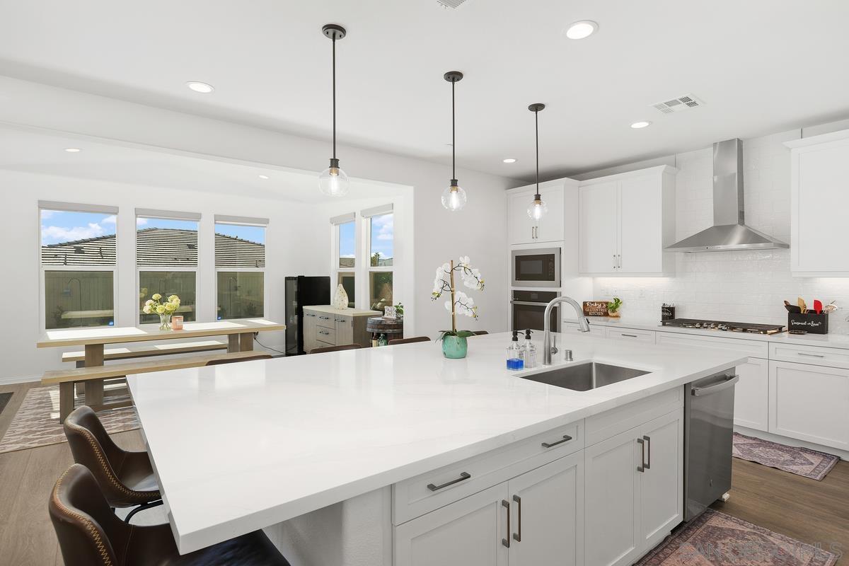 Detail Gallery Image 7 of 40 For 30407  Freeman Drive, Menifee,  CA 92584 - 4 Beds | 3 Baths