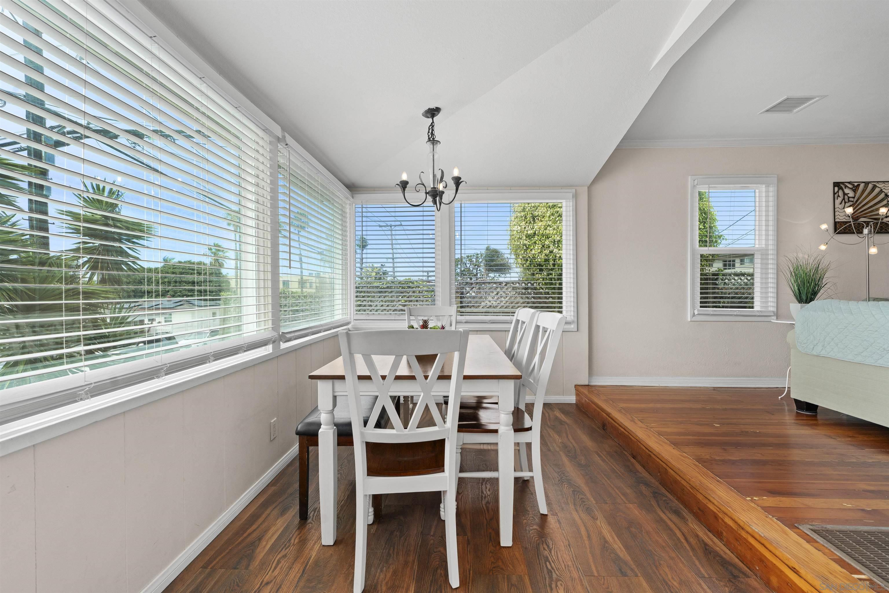 Detail Gallery Image 16 of 25 For 2615  Clovis Street, San Diego,  CA 92107 - 2 Beds | 2 Baths