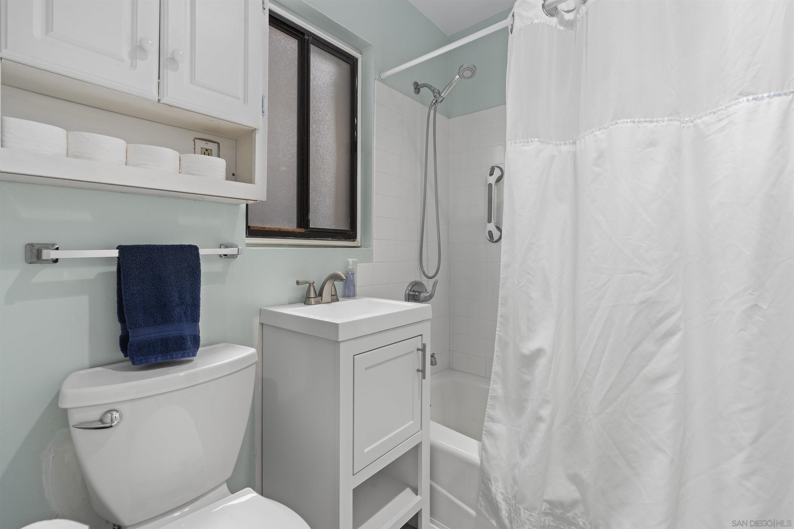 Detail Gallery Image 22 of 25 For 2615  Clovis Street, San Diego,  CA 92107 - 2 Beds | 2 Baths