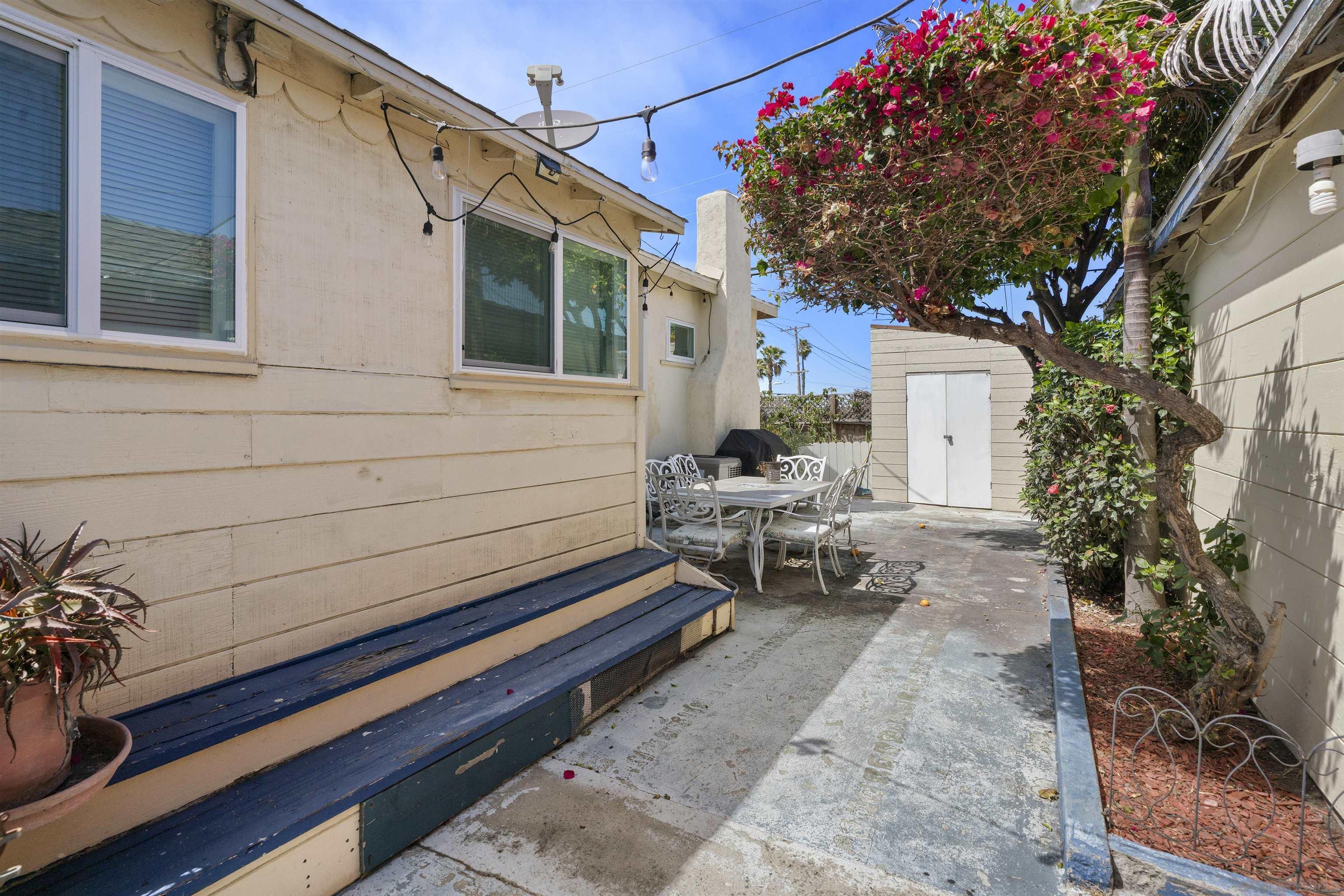 Detail Gallery Image 10 of 25 For 2615  Clovis Street, San Diego,  CA 92107 - 2 Beds | 2 Baths