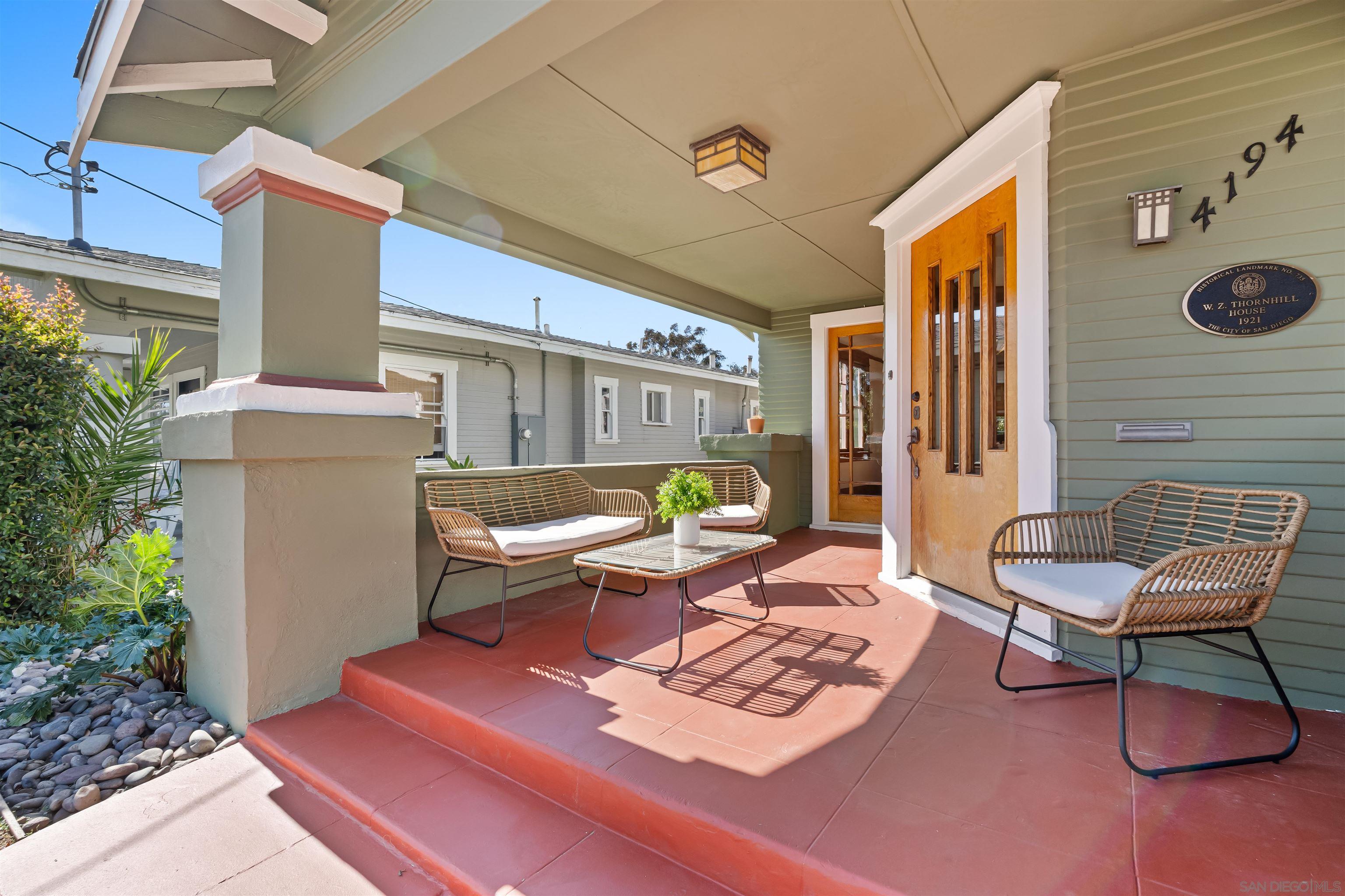 Front Image Thumbnail for SD250043914