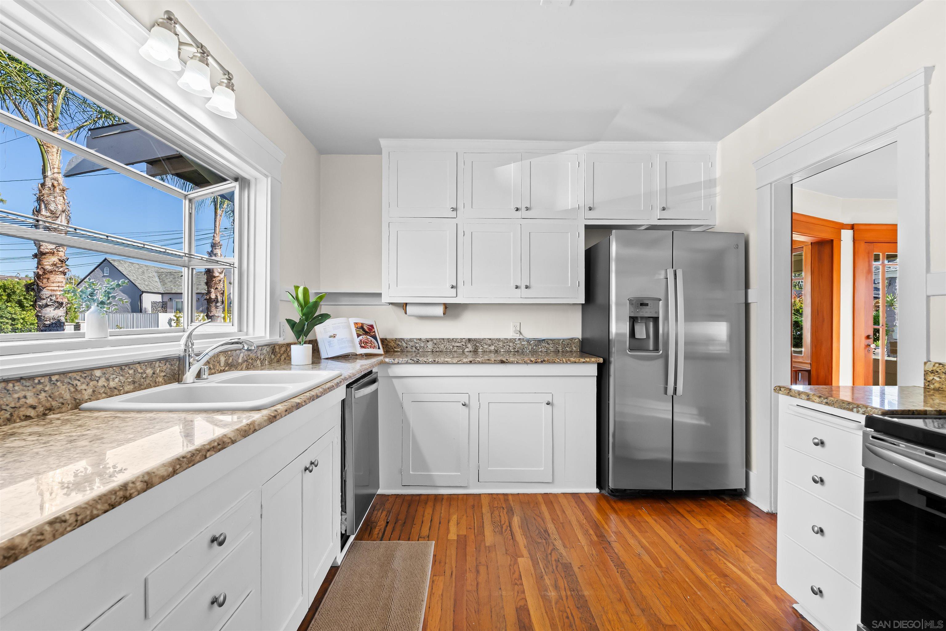 Detail Gallery Image 14 of 30 For 4194  Stephens, San Diego,  CA 92103 - 2 Beds | 1 Baths