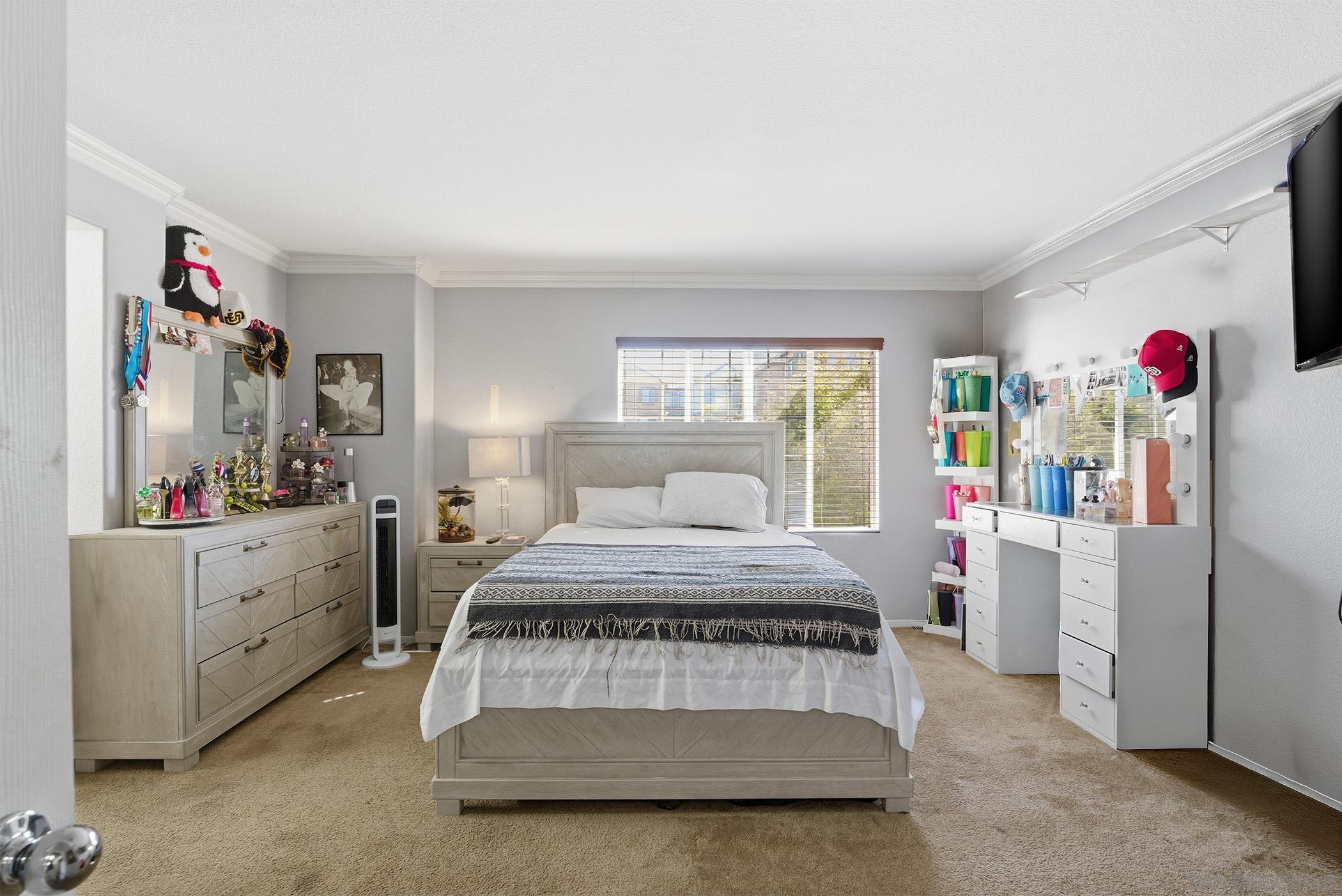 Detail Gallery Image 13 of 25 For 1884  Monaco, Chula Vista,  CA 91913 - 3 Beds | 2/1 Baths