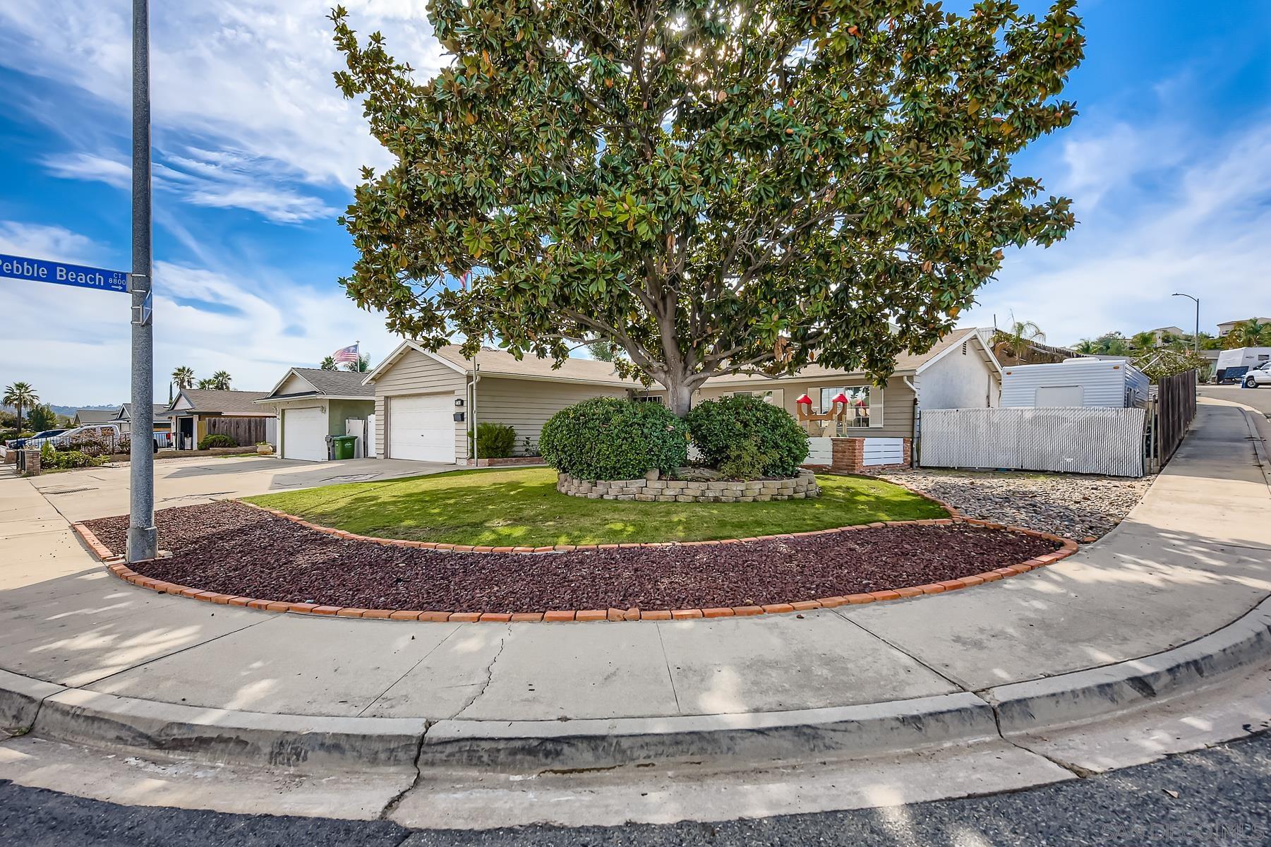 Detail Gallery Image 2 of 23 For 9760  Pebble Beach Dr, Santee,  CA 92071 - 4 Beds | 2 Baths