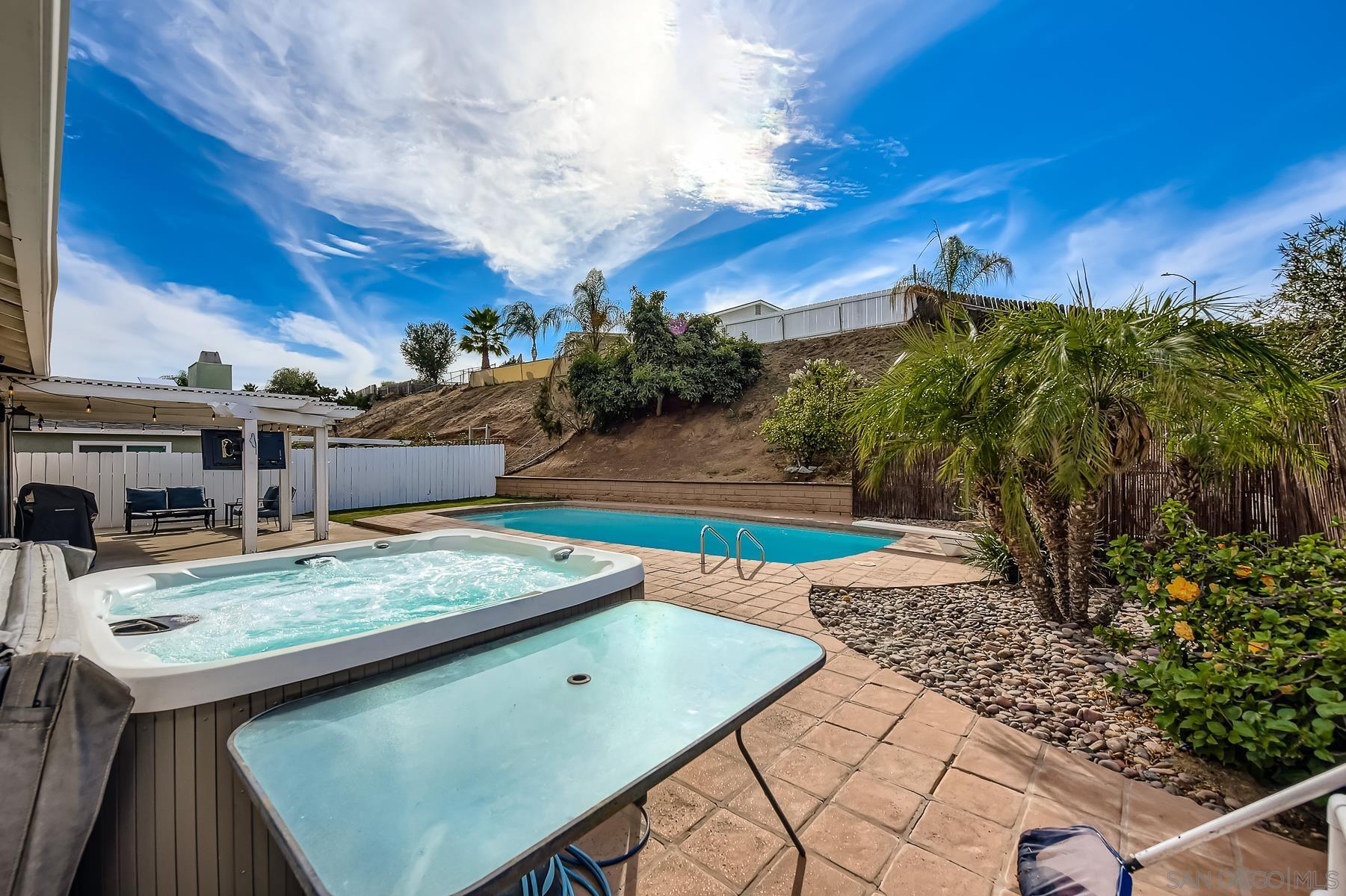 Detail Gallery Image 22 of 23 For 9760  Pebble Beach Dr, Santee,  CA 92071 - 4 Beds | 2 Baths