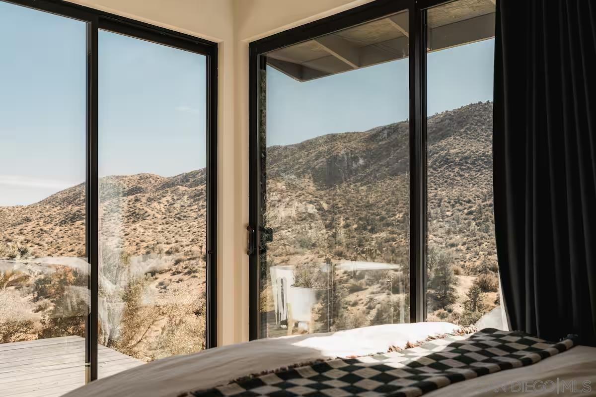 Detail Gallery Image 22 of 52 For 48311  Burns Canyon Rd, Pioneertown,  CA 92268 - 2 Beds | 2 Baths