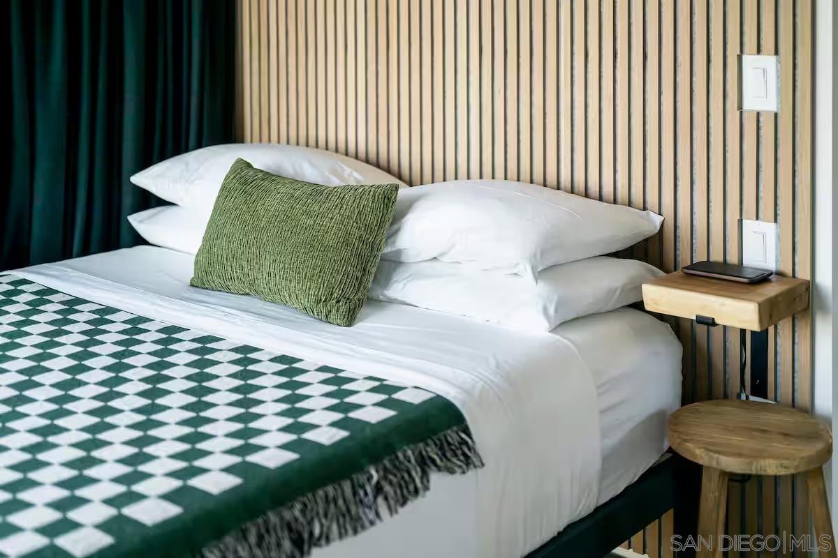 Detail Gallery Image 23 of 52 For 48311  Burns Canyon Rd, Pioneertown,  CA 92268 - 2 Beds | 2 Baths