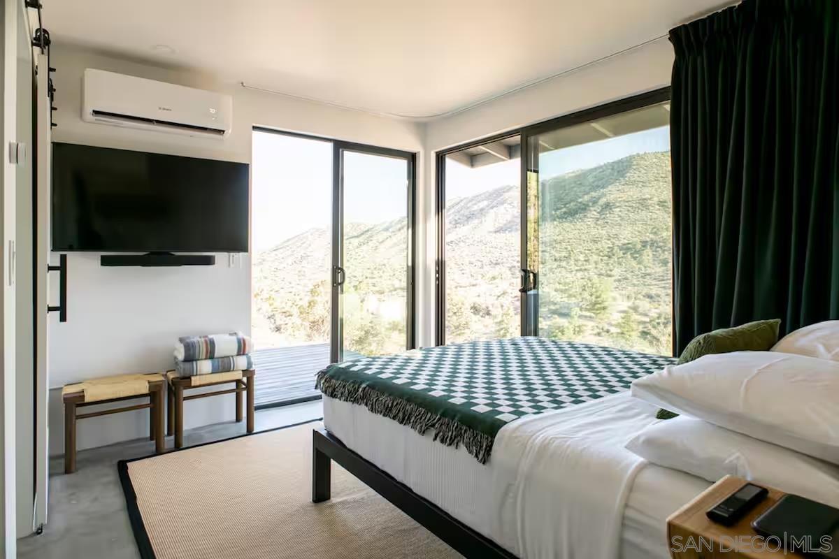 Detail Gallery Image 26 of 52 For 48311  Burns Canyon Rd, Pioneertown,  CA 92268 - 2 Beds | 2 Baths