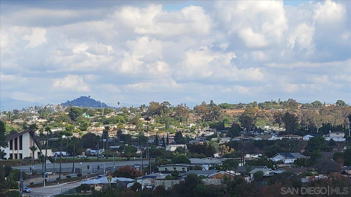 Front Image Thumbnail for SD250043925