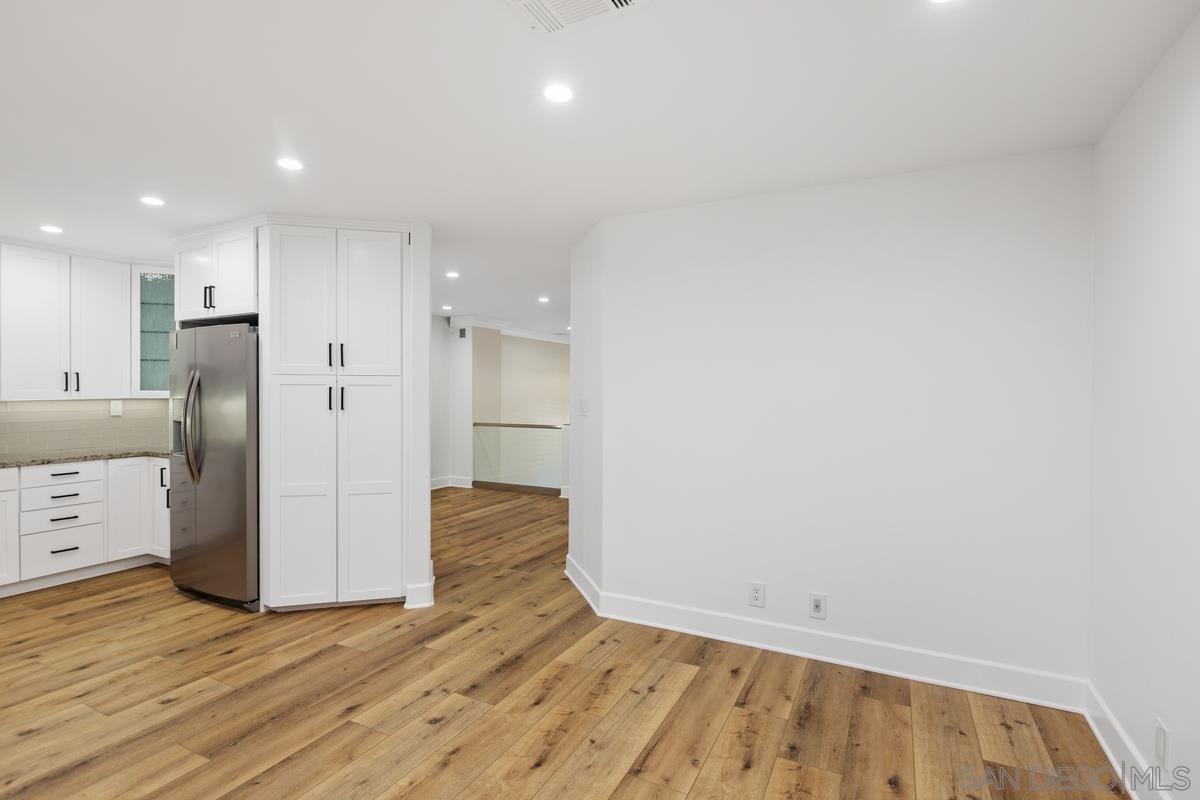 Detail Gallery Image 29 of 37 For 4353  Nobel Dr  #64,  San Diego,  CA 92122 - 3 Beds | 2/1 Baths