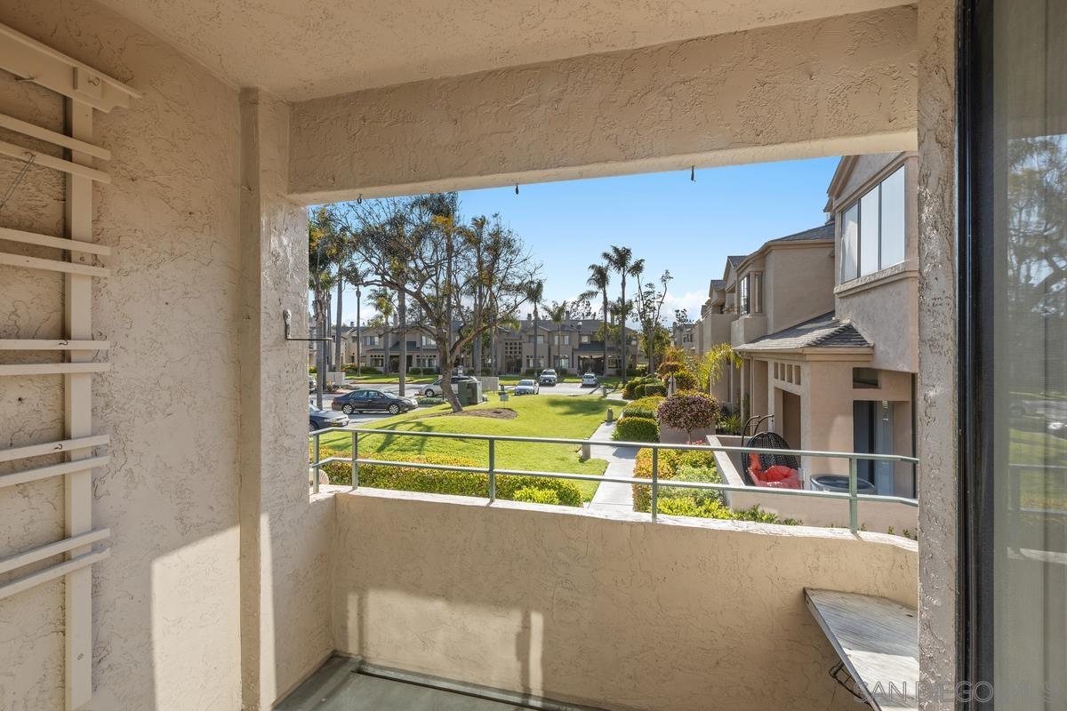 Detail Gallery Image 35 of 37 For 4353  Nobel Dr  #64,  San Diego,  CA 92122 - 3 Beds | 2/1 Baths