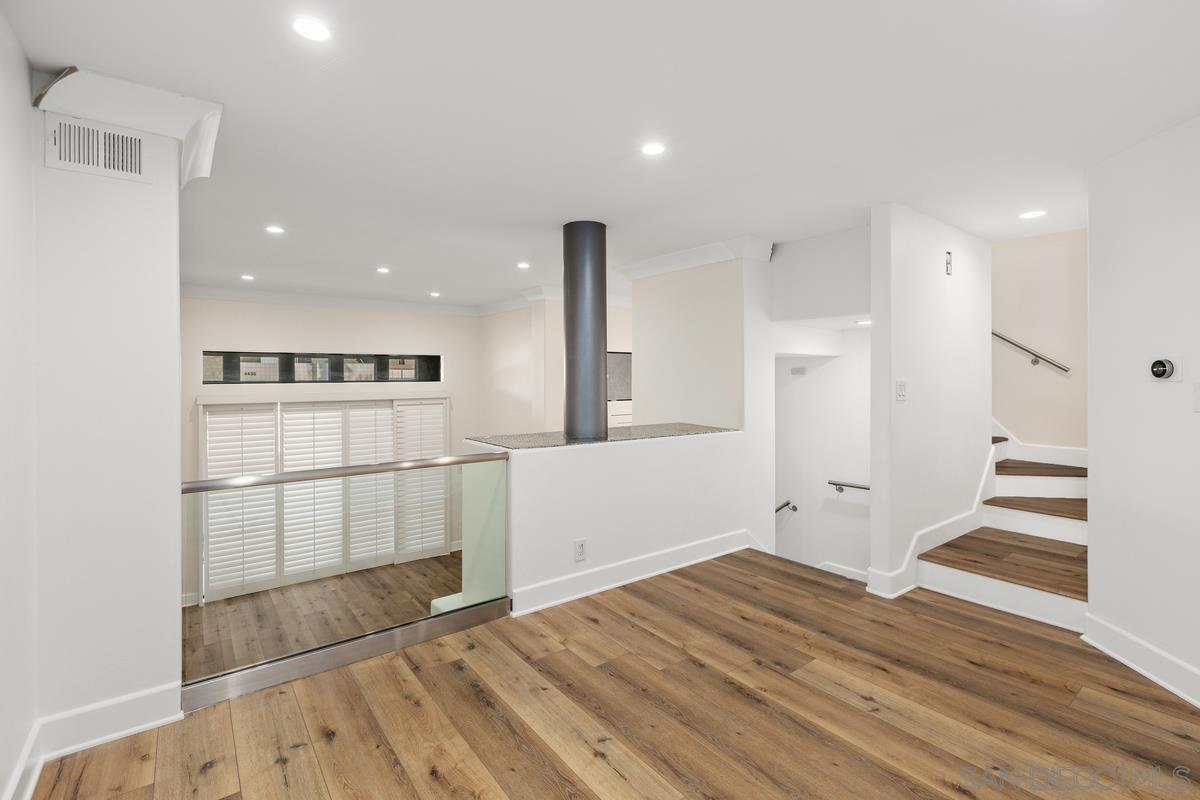 Detail Gallery Image 7 of 37 For 4353  Nobel Dr  #64,  San Diego,  CA 92122 - 3 Beds | 2/1 Baths