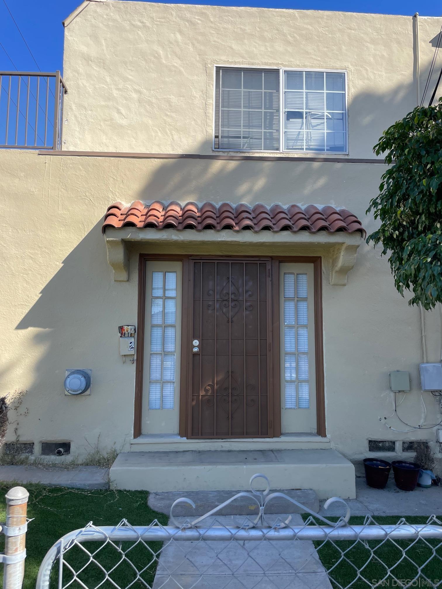 Detail Gallery Image 2 of 13 For 406 E Plaza Blvd, National City,  CA 91950 - – Beds | – Baths