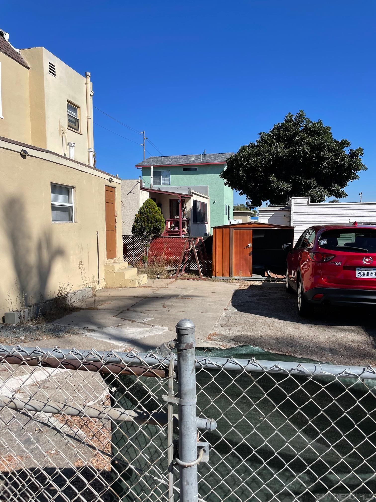 Detail Gallery Image 12 of 13 For 406 E Plaza Blvd, National City,  CA 91950 - – Beds | – Baths