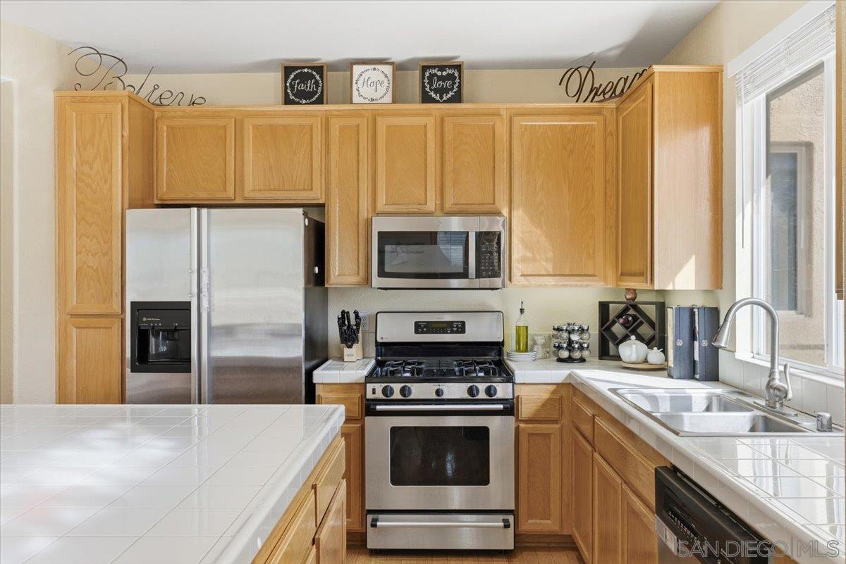 Detail Gallery Image 11 of 33 For 3223  Dehesa Road  #30,  El Cajon,  CA 92019 - 3 Beds | 2/1 Baths