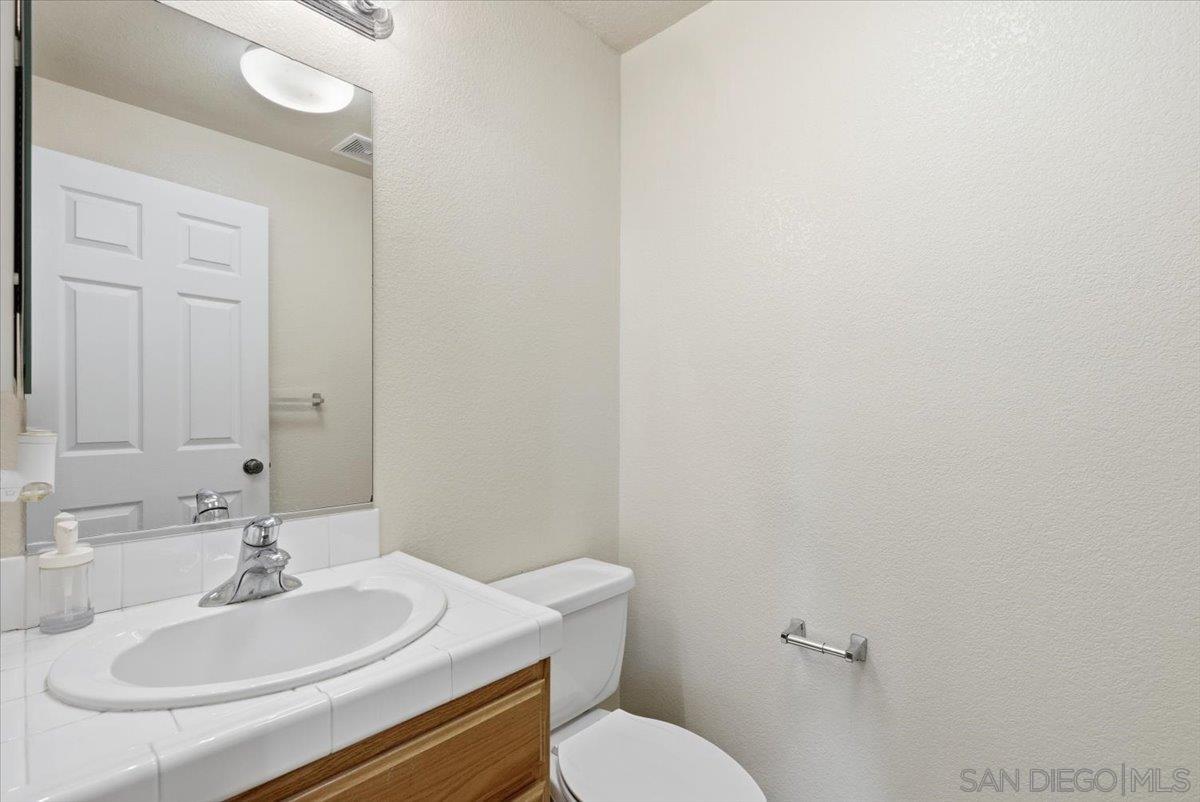 Detail Gallery Image 21 of 33 For 3223  Dehesa Road  #30,  El Cajon,  CA 92019 - 3 Beds | 2/1 Baths