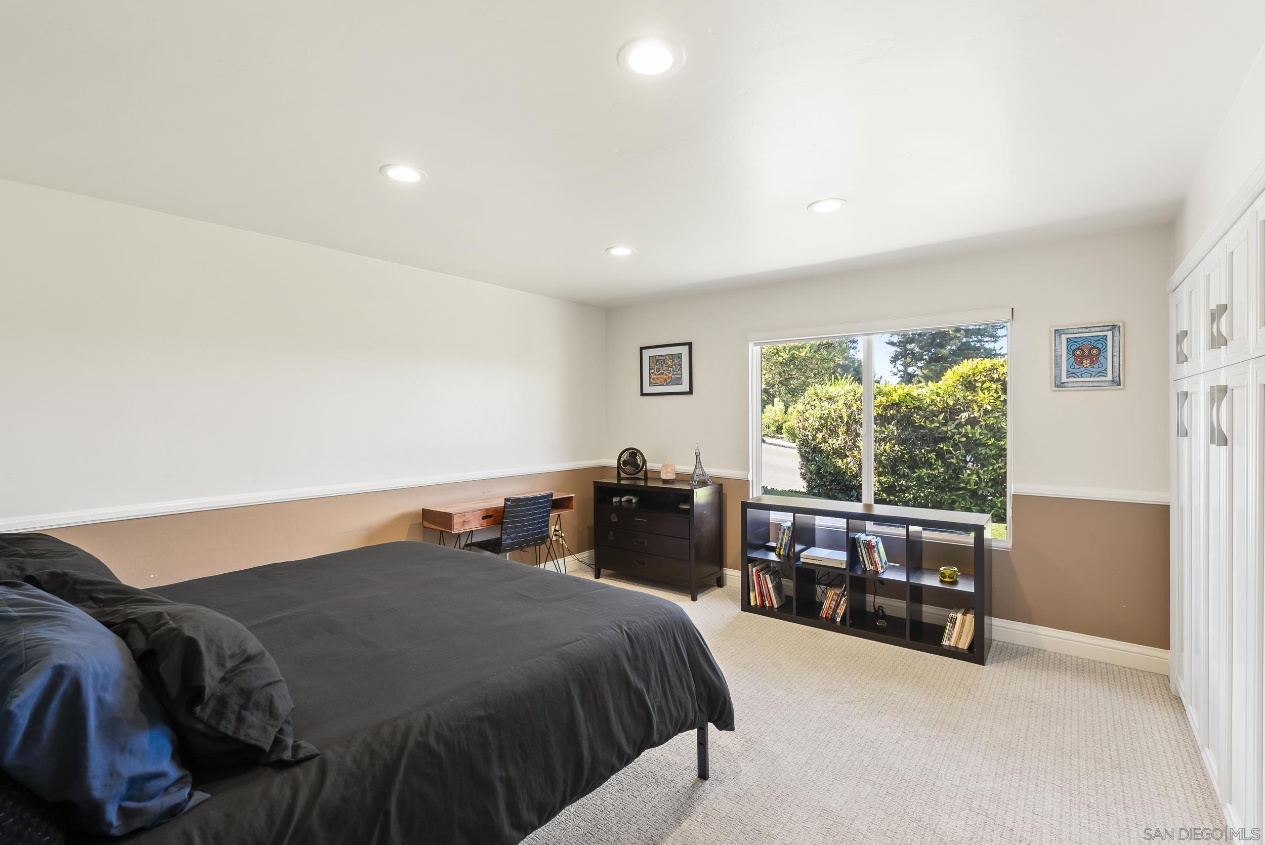 Detail Gallery Image 26 of 68 For 7548  Viejo Castilla Way, Carlsbad,  CA 92009 - 4 Beds | 3 Baths