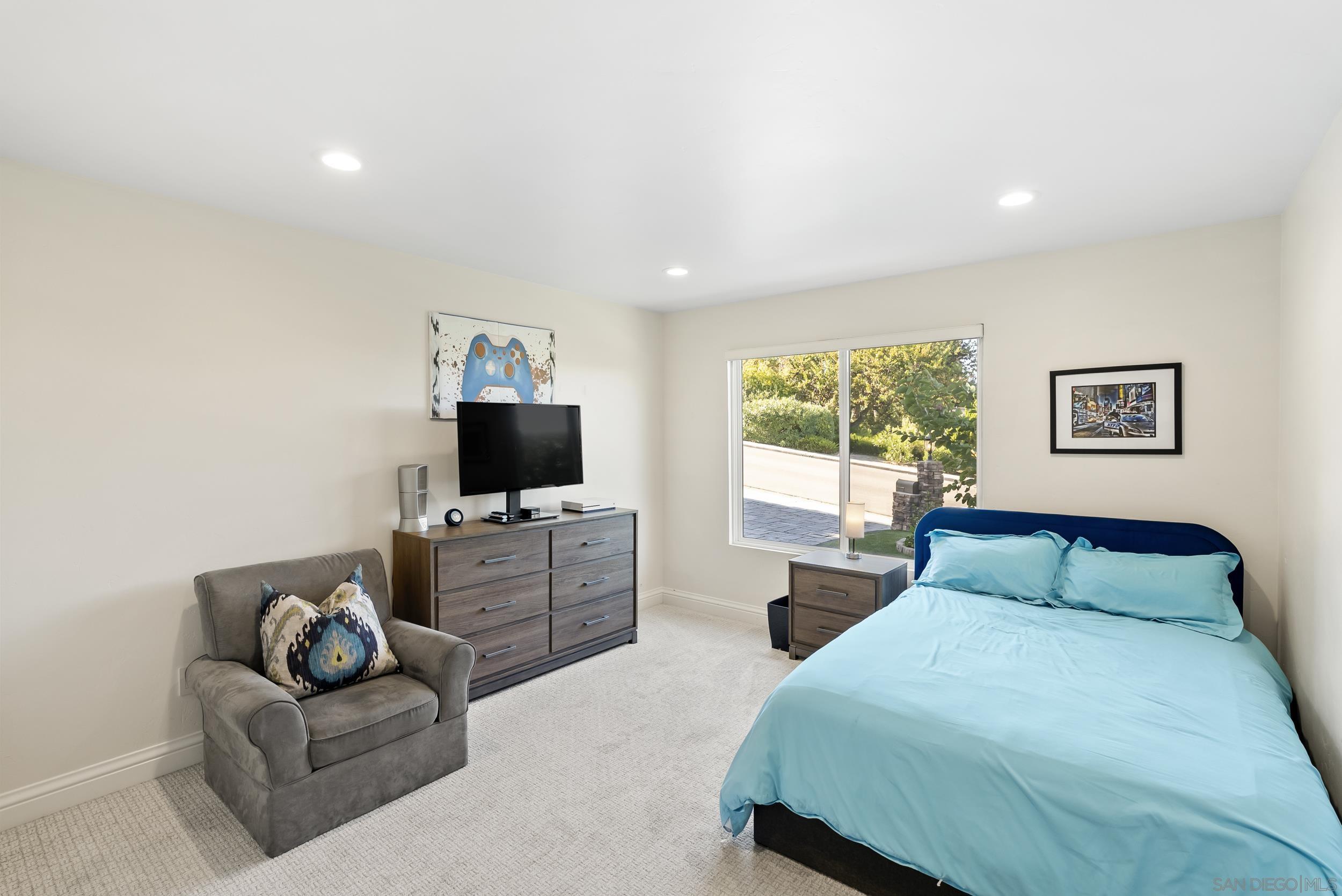 Detail Gallery Image 27 of 68 For 7548  Viejo Castilla Way, Carlsbad,  CA 92009 - 4 Beds | 3 Baths