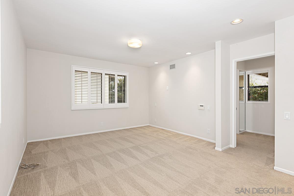 Detail Gallery Image 25 of 39 For 8871  Nottingham Pl, La Jolla,  CA 92037 - 5 Beds | 4 Baths