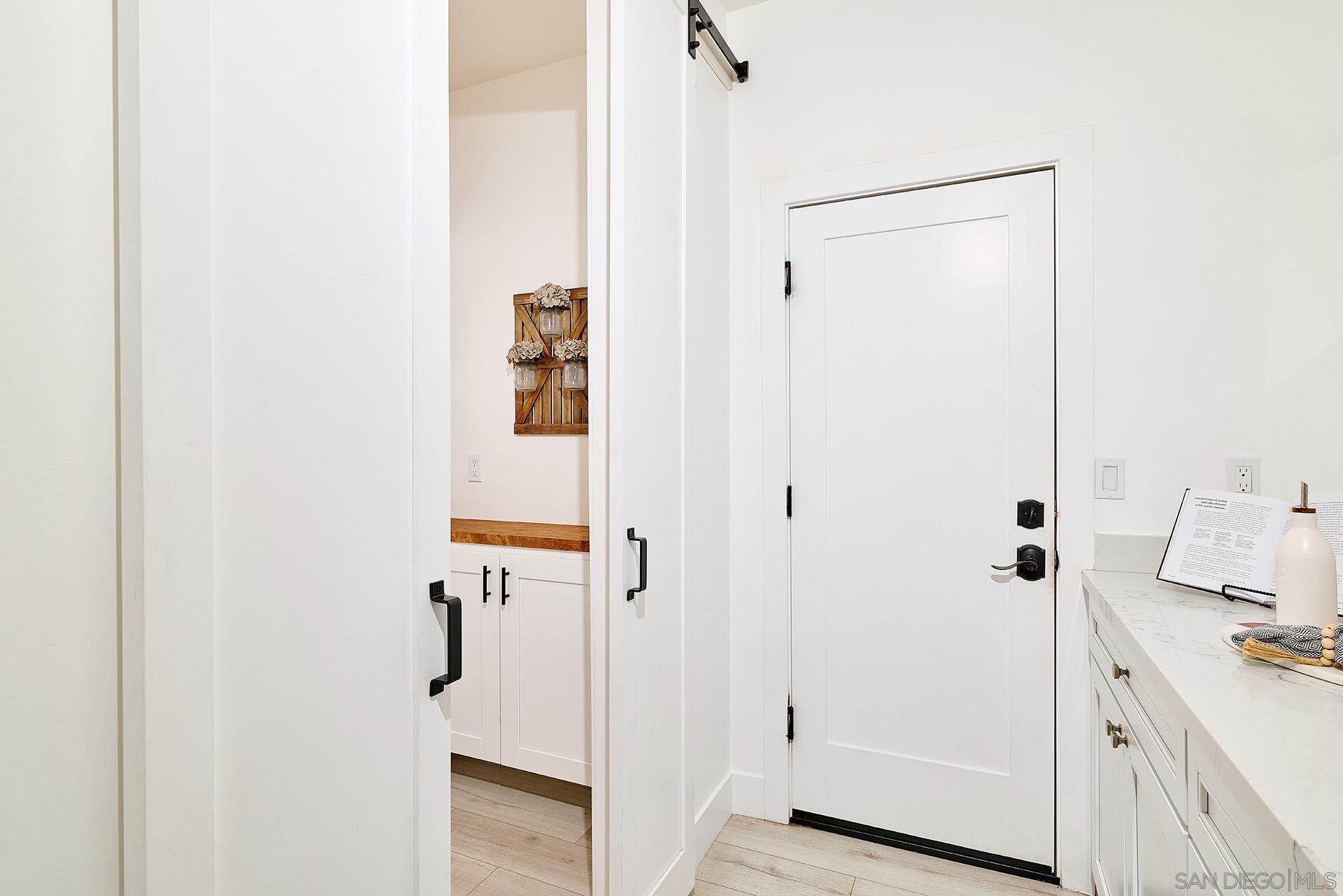 Detail Gallery Image 12 of 47 For 12410  Aria Ct, Poway,  CA 92064 - 4 Beds | 4/1 Baths