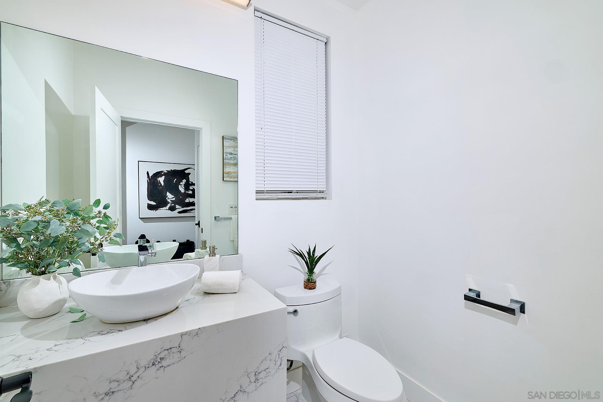 Detail Gallery Image 14 of 47 For 12410  Aria Ct, Poway,  CA 92064 - 4 Beds | 4/1 Baths