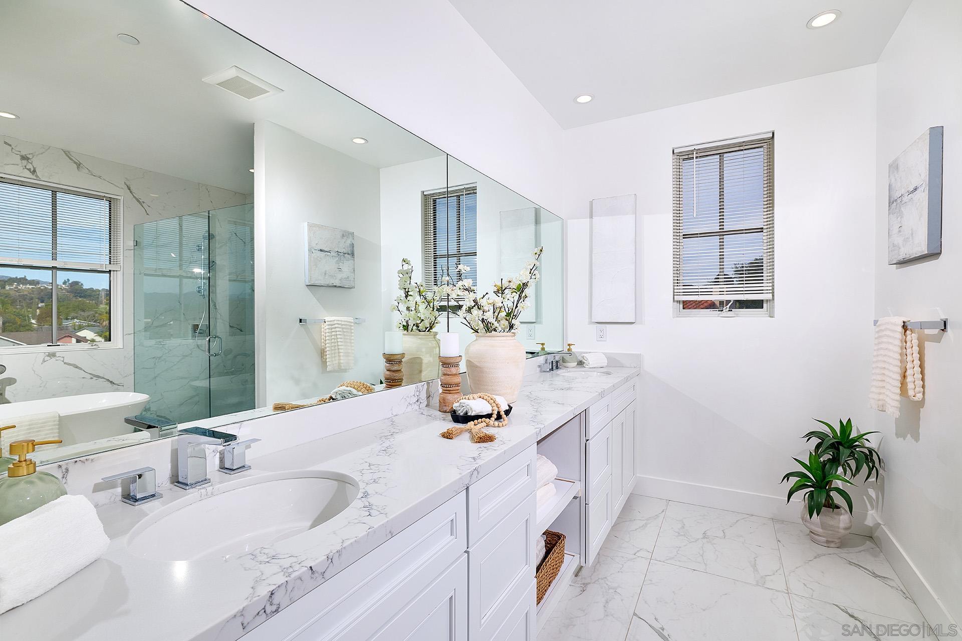 Detail Gallery Image 18 of 47 For 12410  Aria Ct, Poway,  CA 92064 - 4 Beds | 4/1 Baths